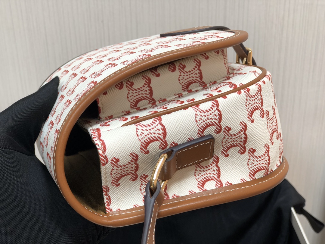 Celin Folco Triomphe Bag-18 X 17 X 6.CM