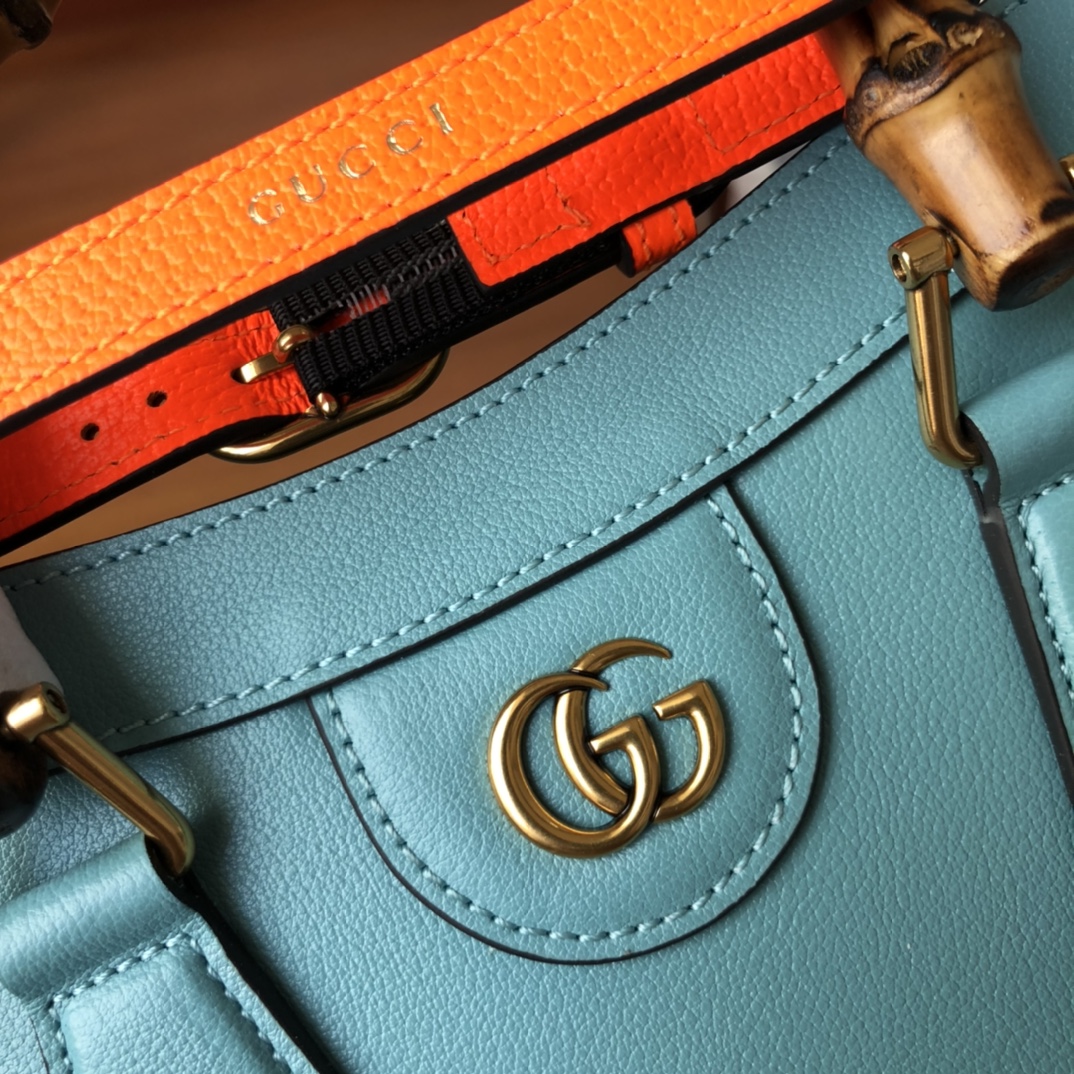 G*u*i diana top handbags