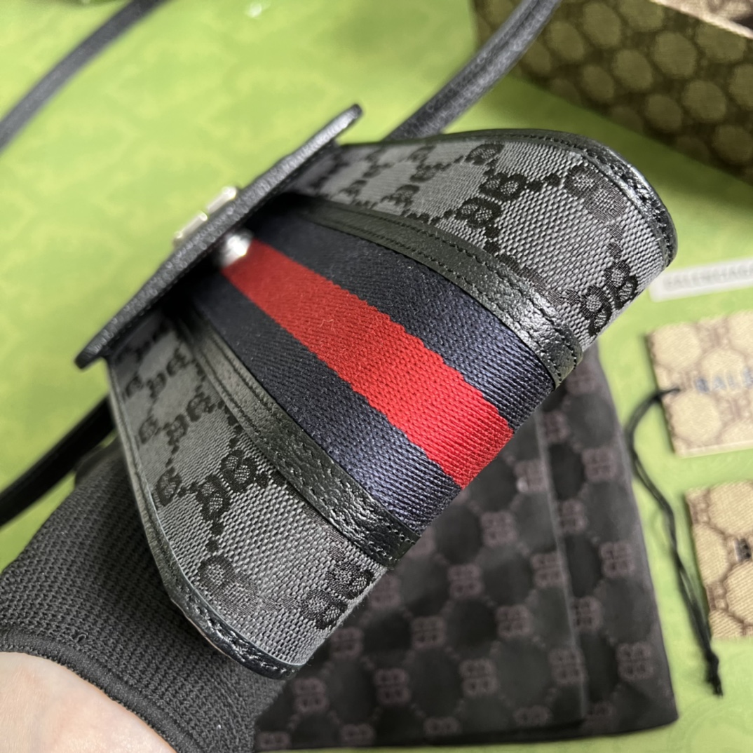 G*u*i&ba*len*cia*ga crossbody bag-11.5x18x3.5cm