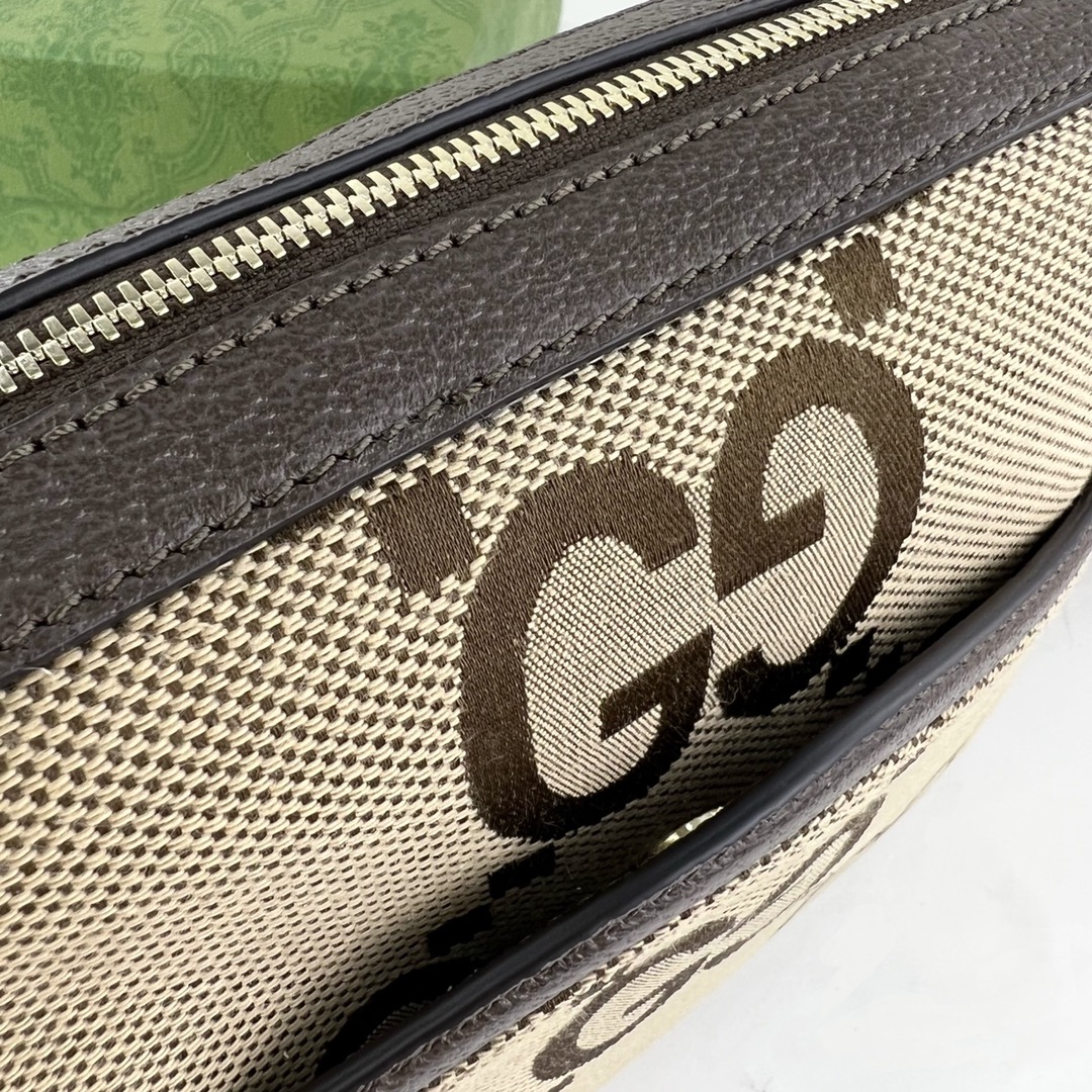 G*u*i crossbody bag-25.5x20x6cm