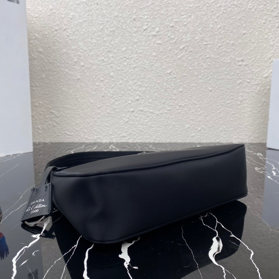 Pra*a 1ne515 nylon hobo bag-23*13*5cm
