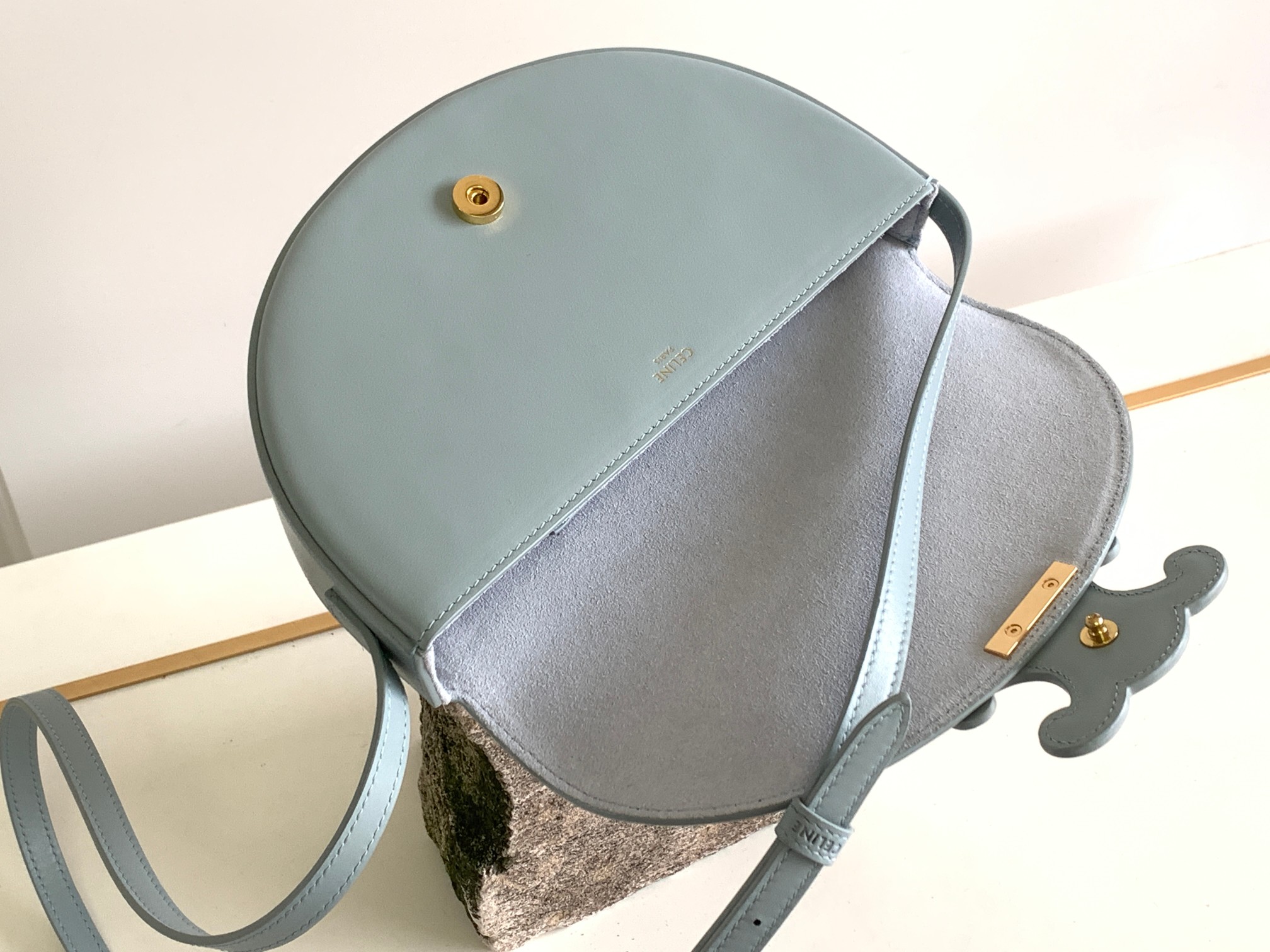 Ce**e besace triomphe bag-23*13.5**6cm
