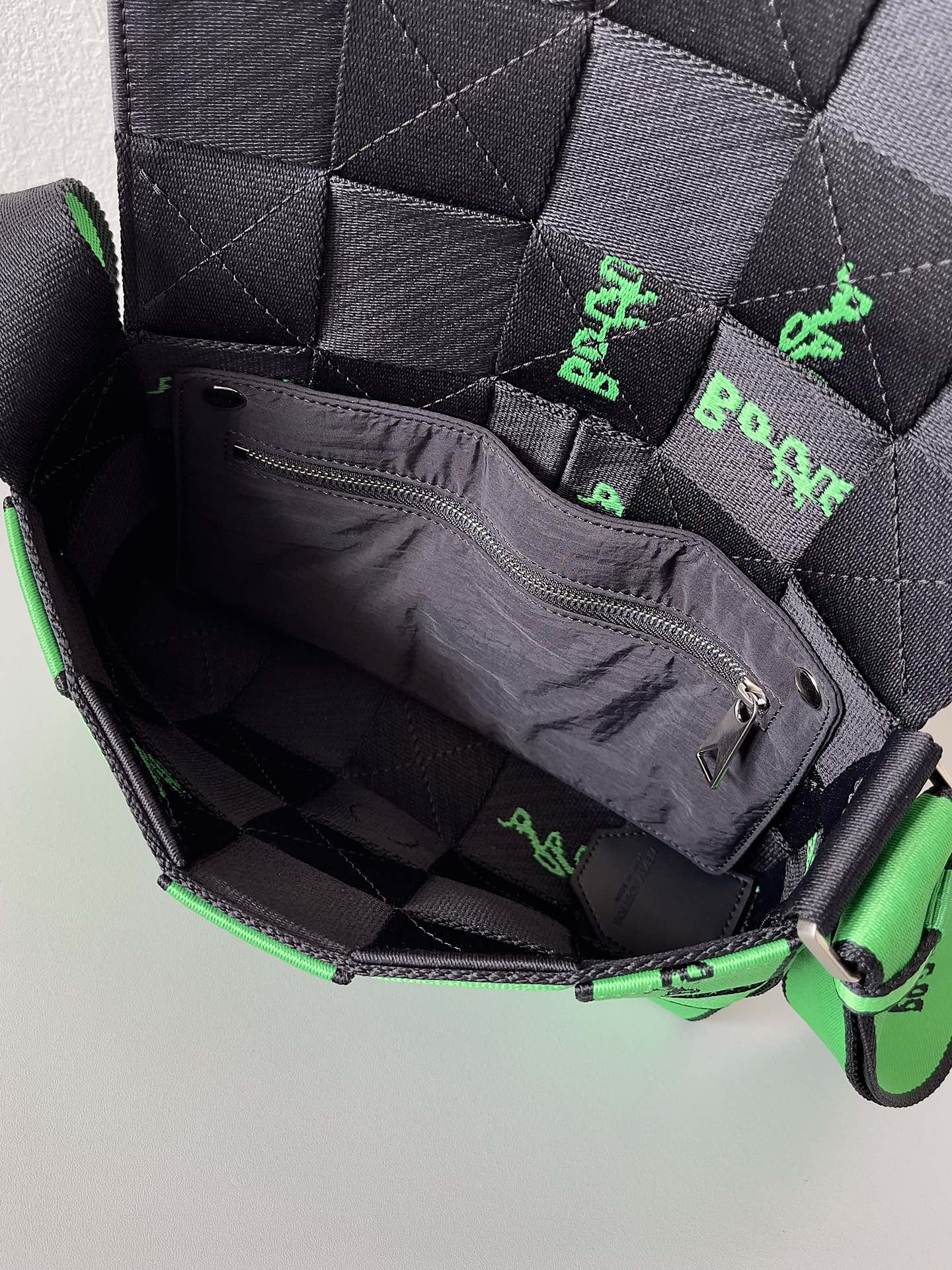 b0tte*a Ven*ta webbing crossbody bag-25*15*5cm