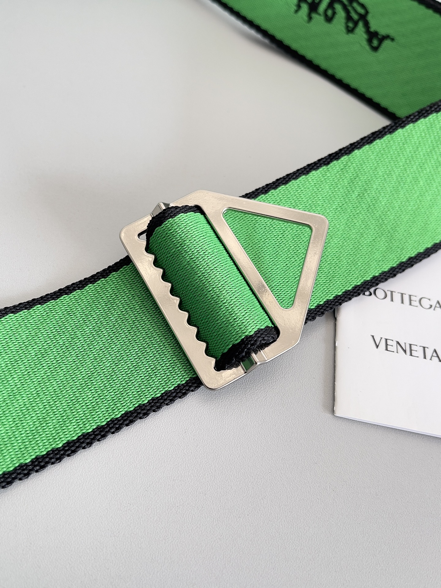 b0tte*a Ven*ta webbing crossbody bag-25*15*5cm