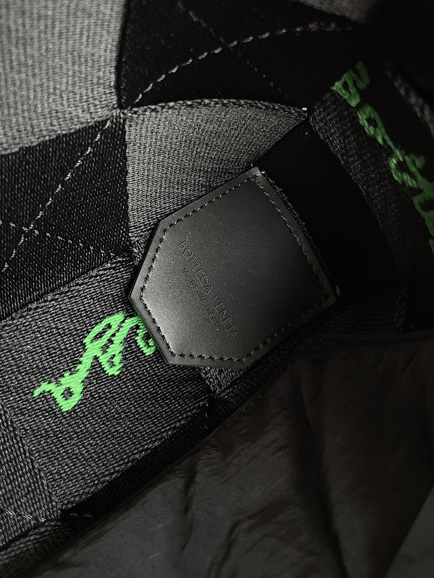 b0tte*a Ven*ta webbing crossbody bag-25*15*5cm