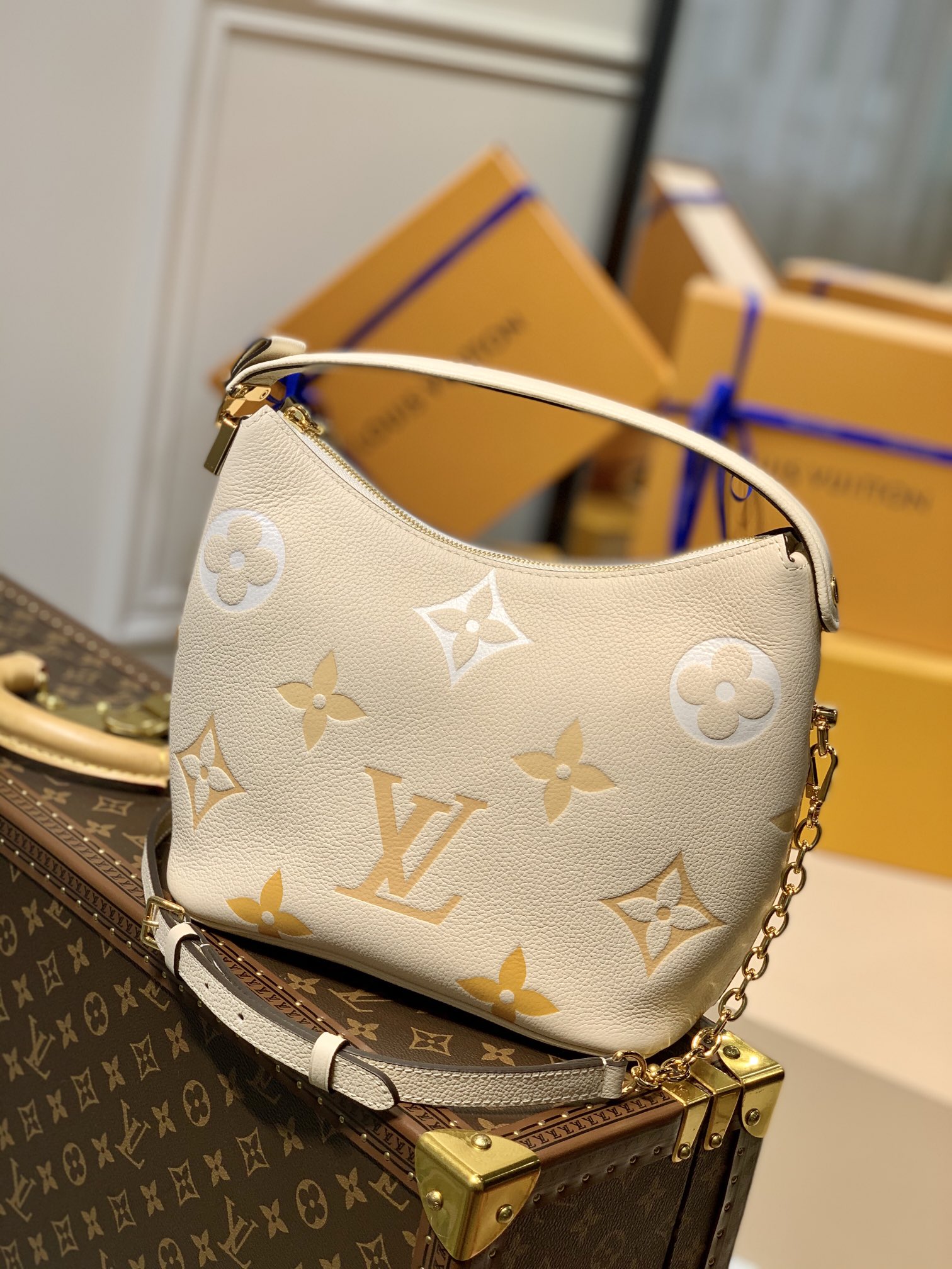 l0*is V*t0n marshmallow hobo-24*22*13cm