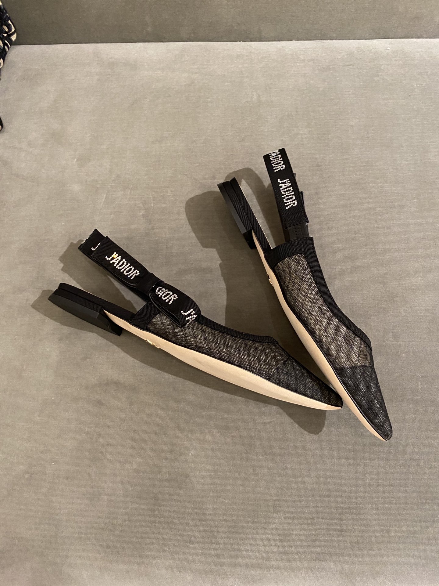 D*or flap shoes