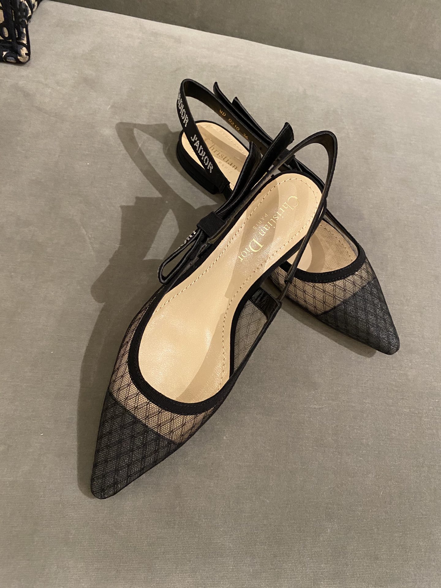 D*or flap shoes