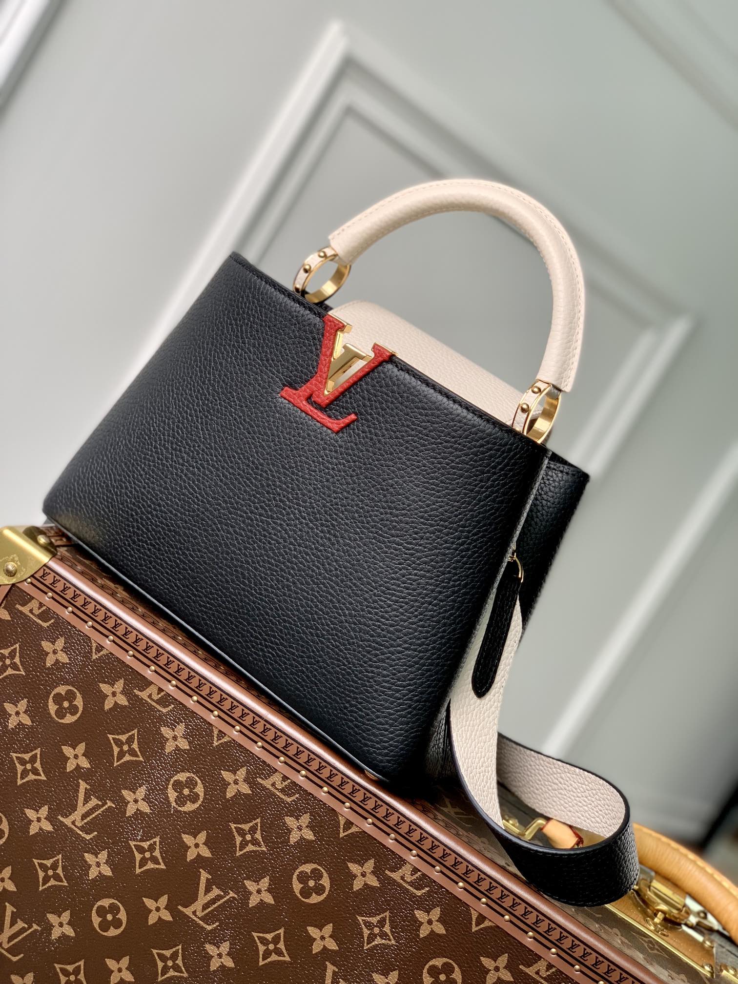 l0*is V*t0n capucines bb-27*18*9cm