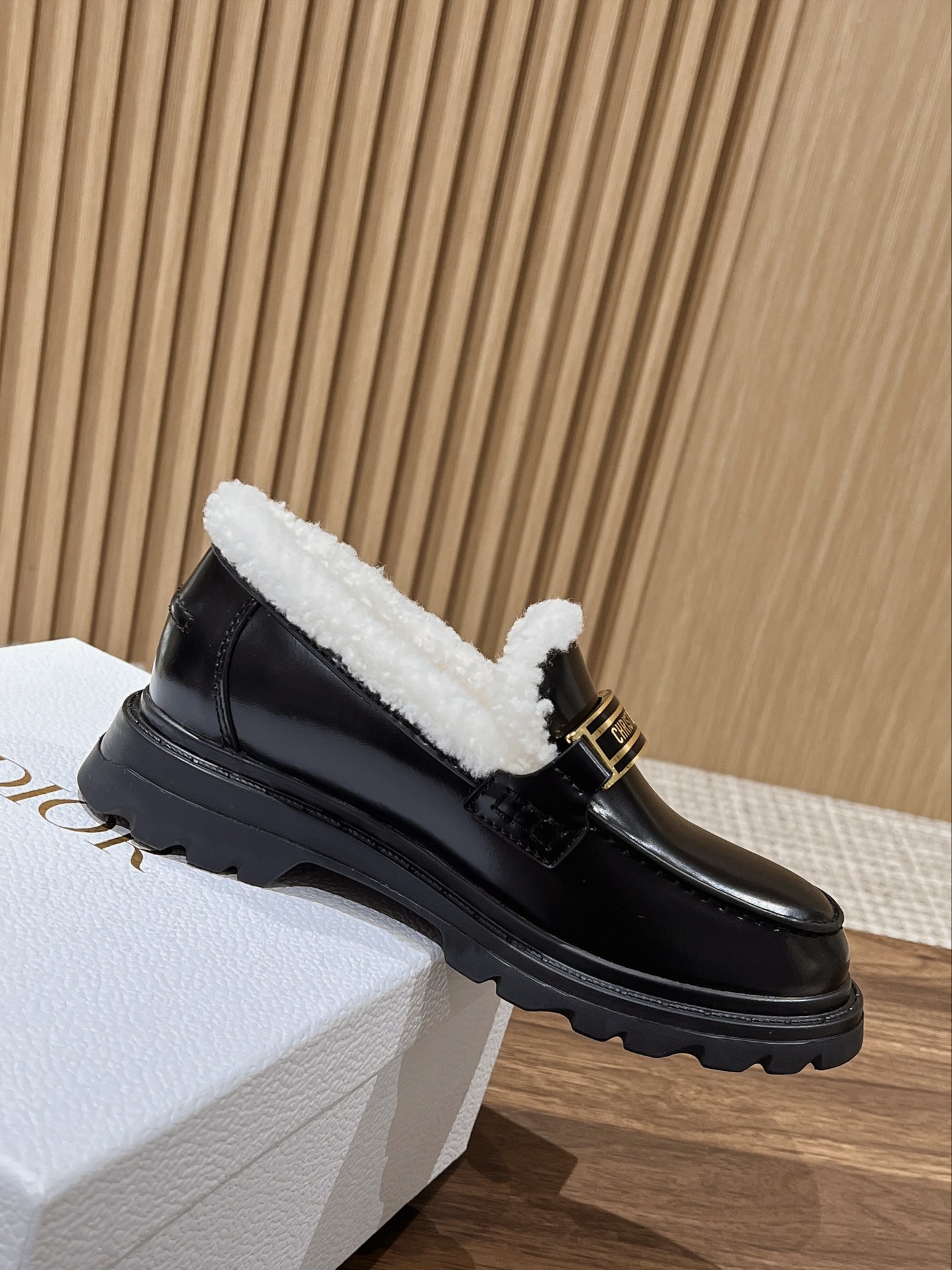 D*or loafers