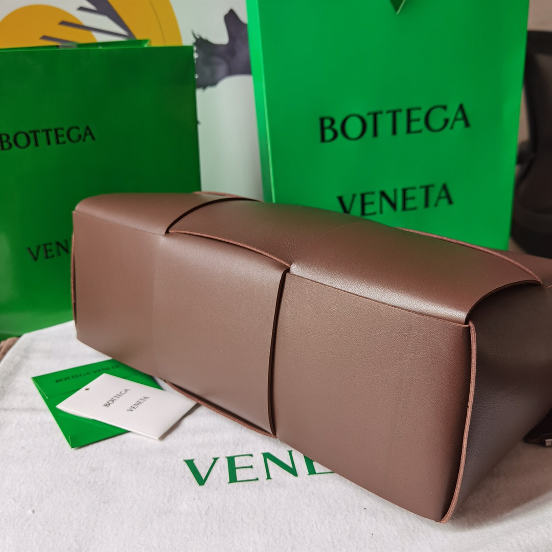 b0tte*a Ven*ta arco bag-38x14x24.5cm