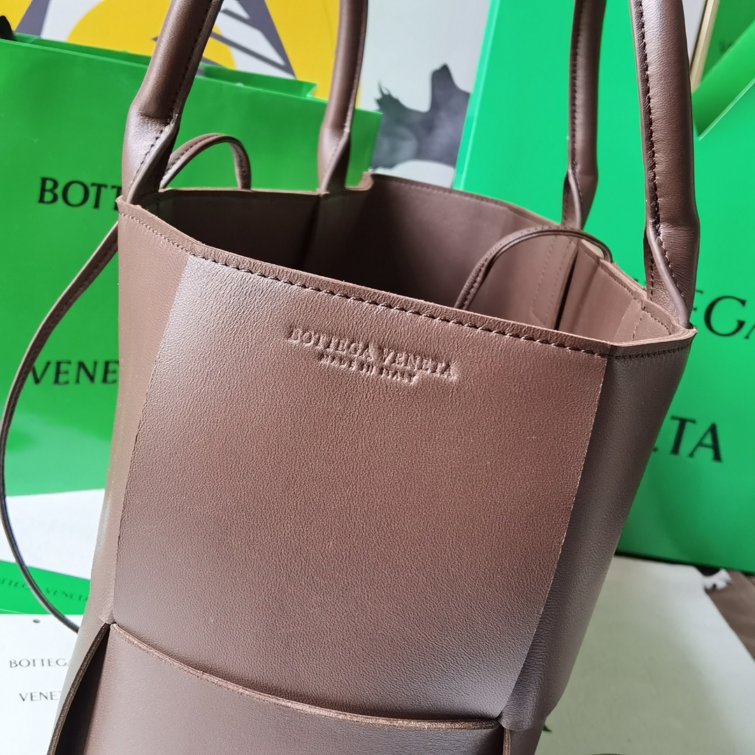 b0tte*a Ven*ta arco bag-38x14x24.5cm