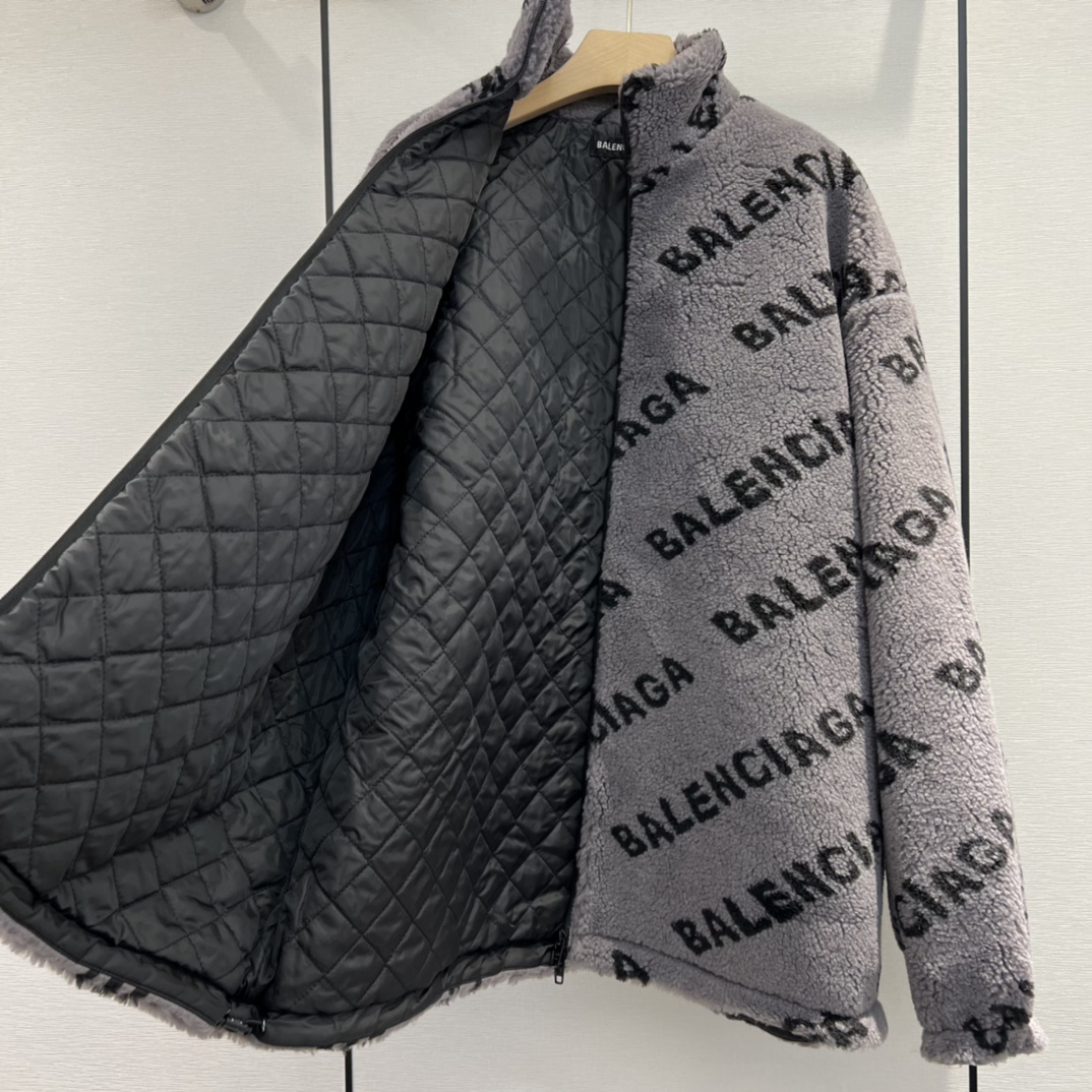 Ba*len*cia*ga coat