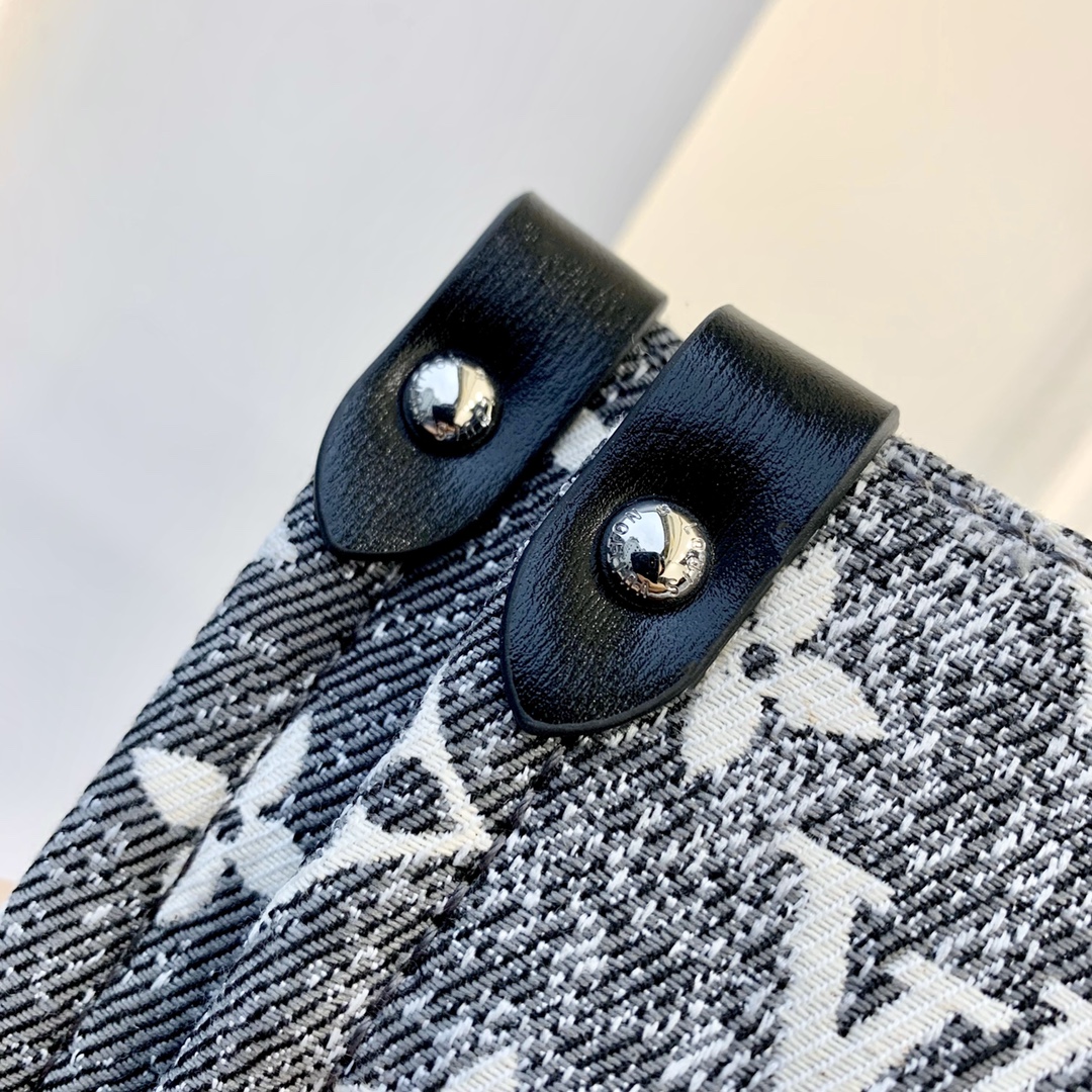 l0*is V*t0n onthego handbag-35*27*14cm