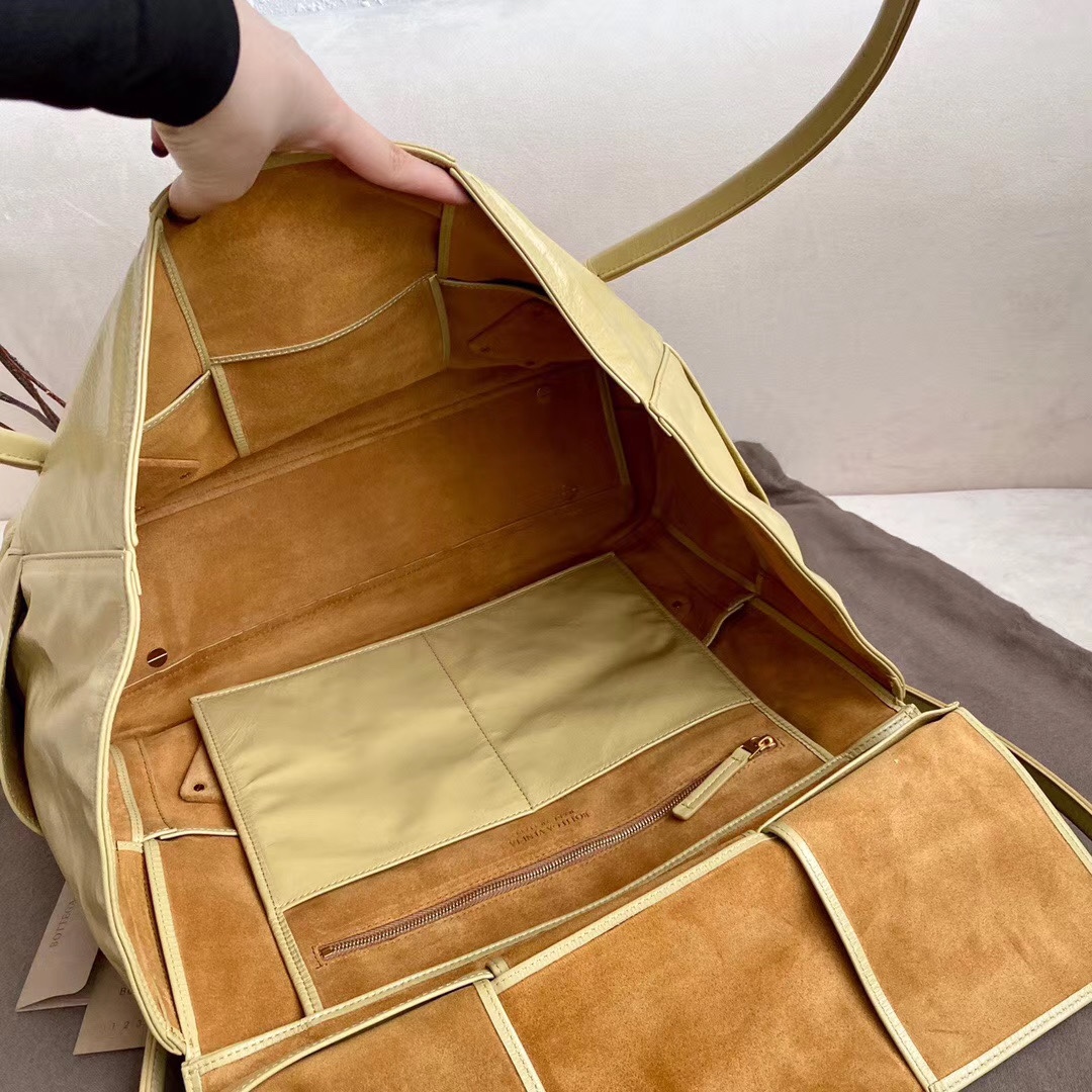 b0tte*a Ven*ta arco bag-48＊33＊11cm