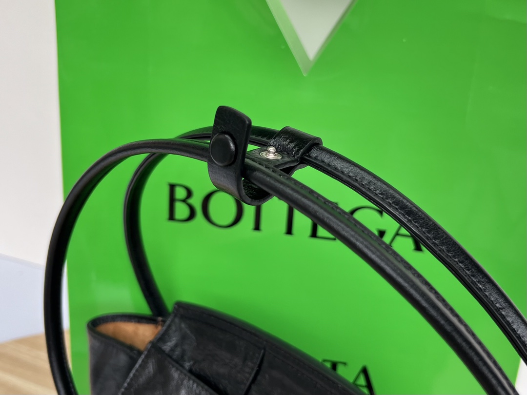 b0tte*a Ven*ta arco bag-23x21x9cm