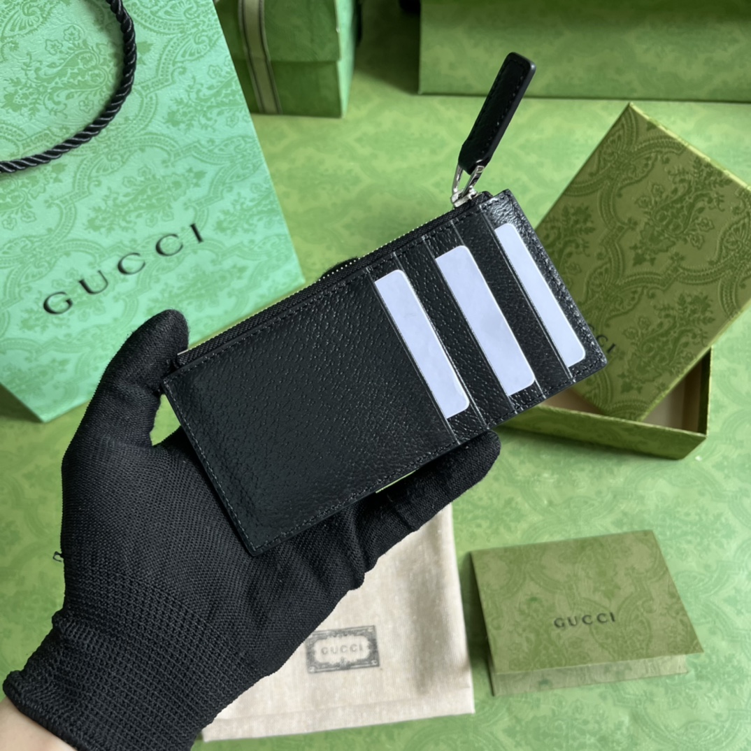 G*u*i wallet-14*7cm