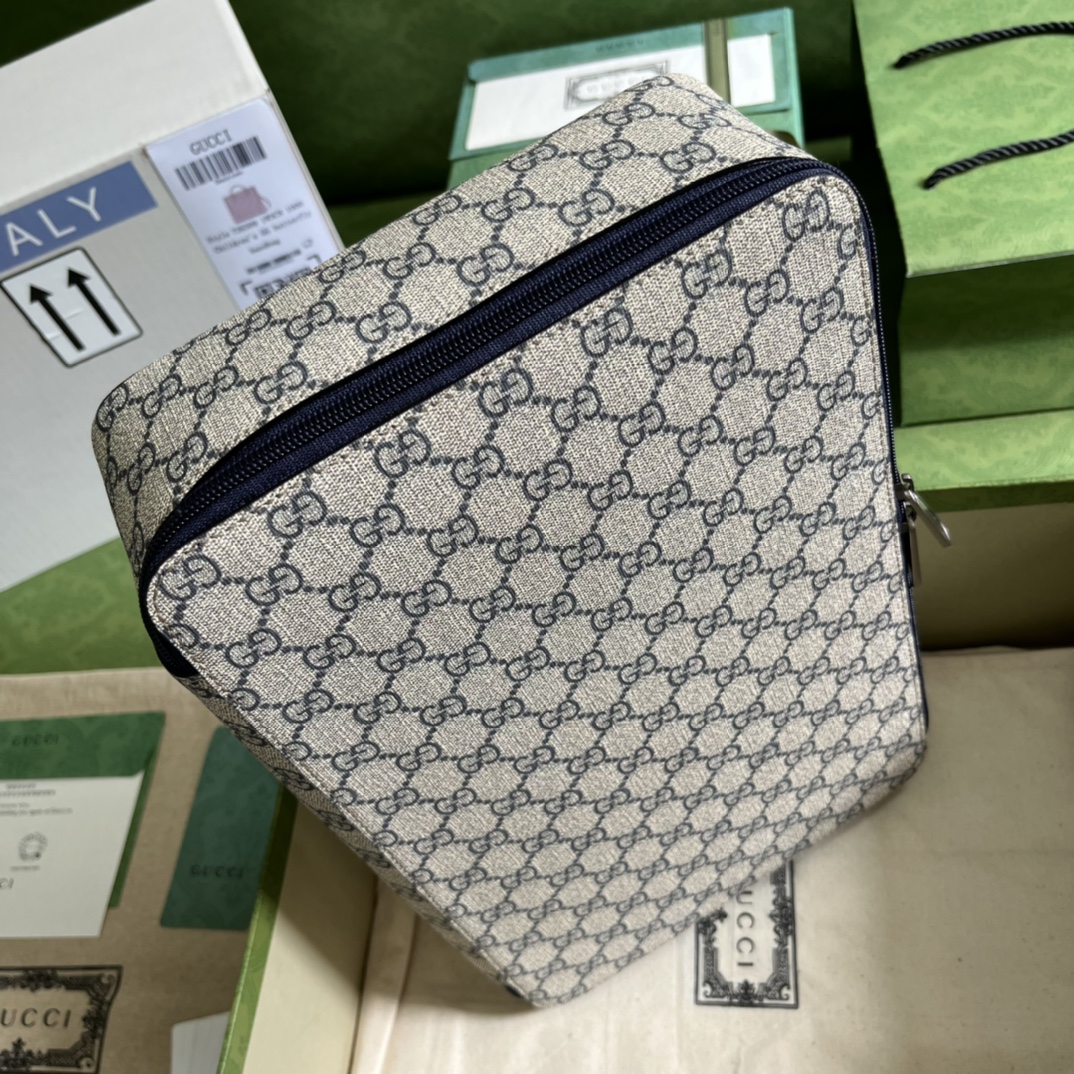 G*u*i pouch-33.5*21.5*8cm