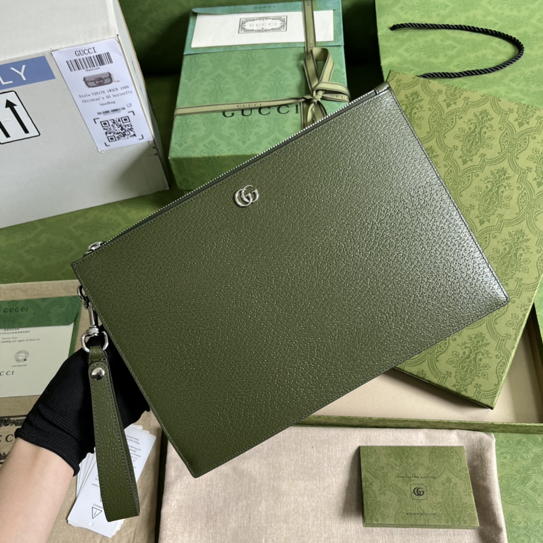 G*u*i pouch-30.5*21*1.5cm