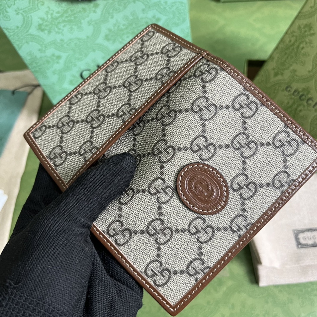 G*u*i wallet-7.5*12cm