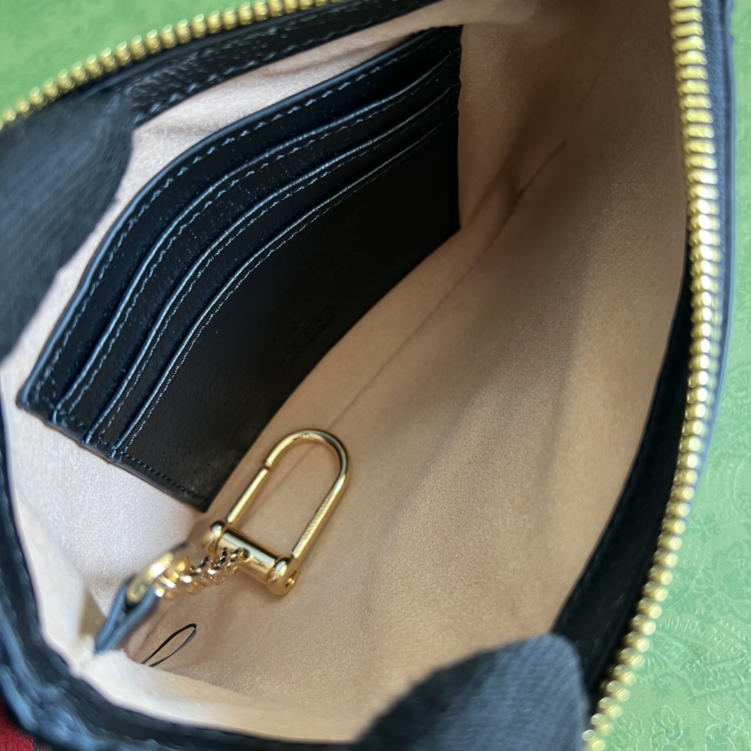 G*u*i waist bag-12*11*2&20*13cm