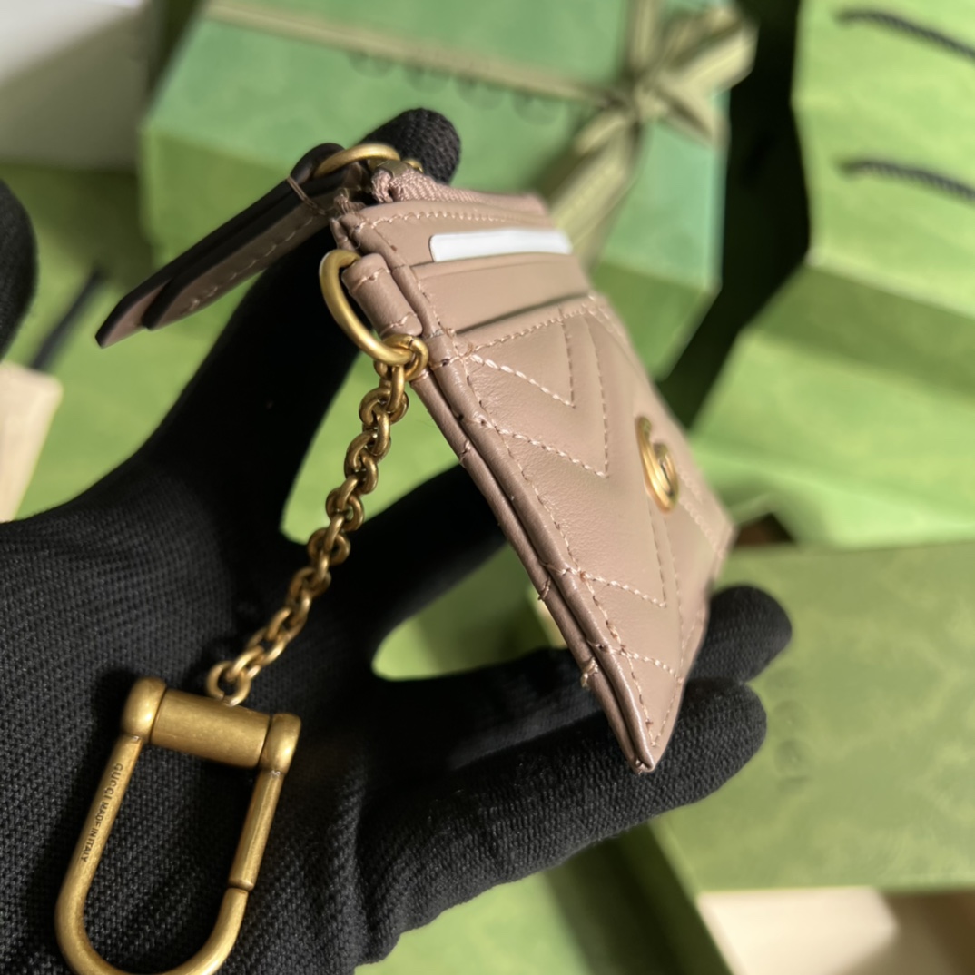 G*u*i wallet-10*7.5*1cm