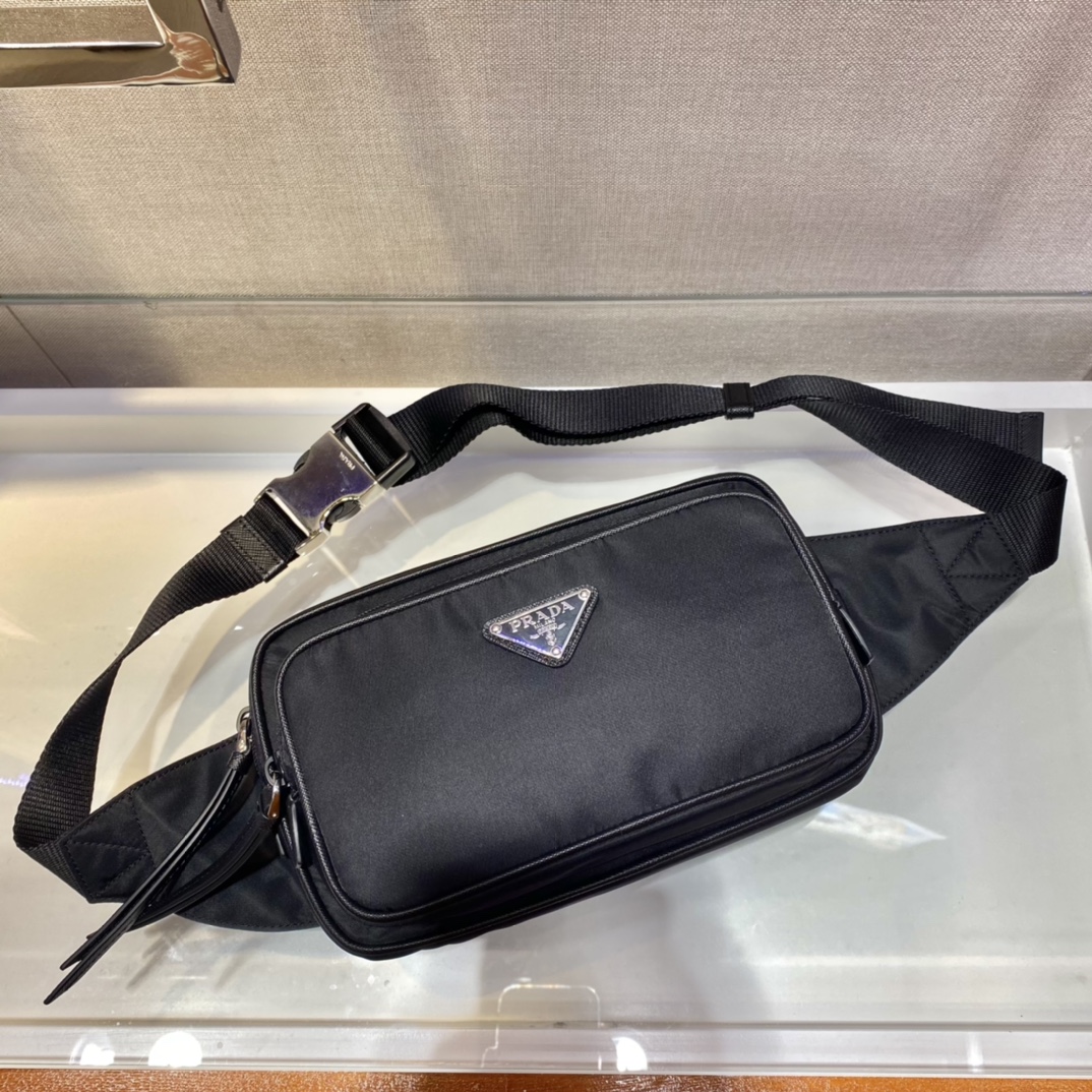 Pra*a 1bl010 waist bag -21*12.5*4.5cm