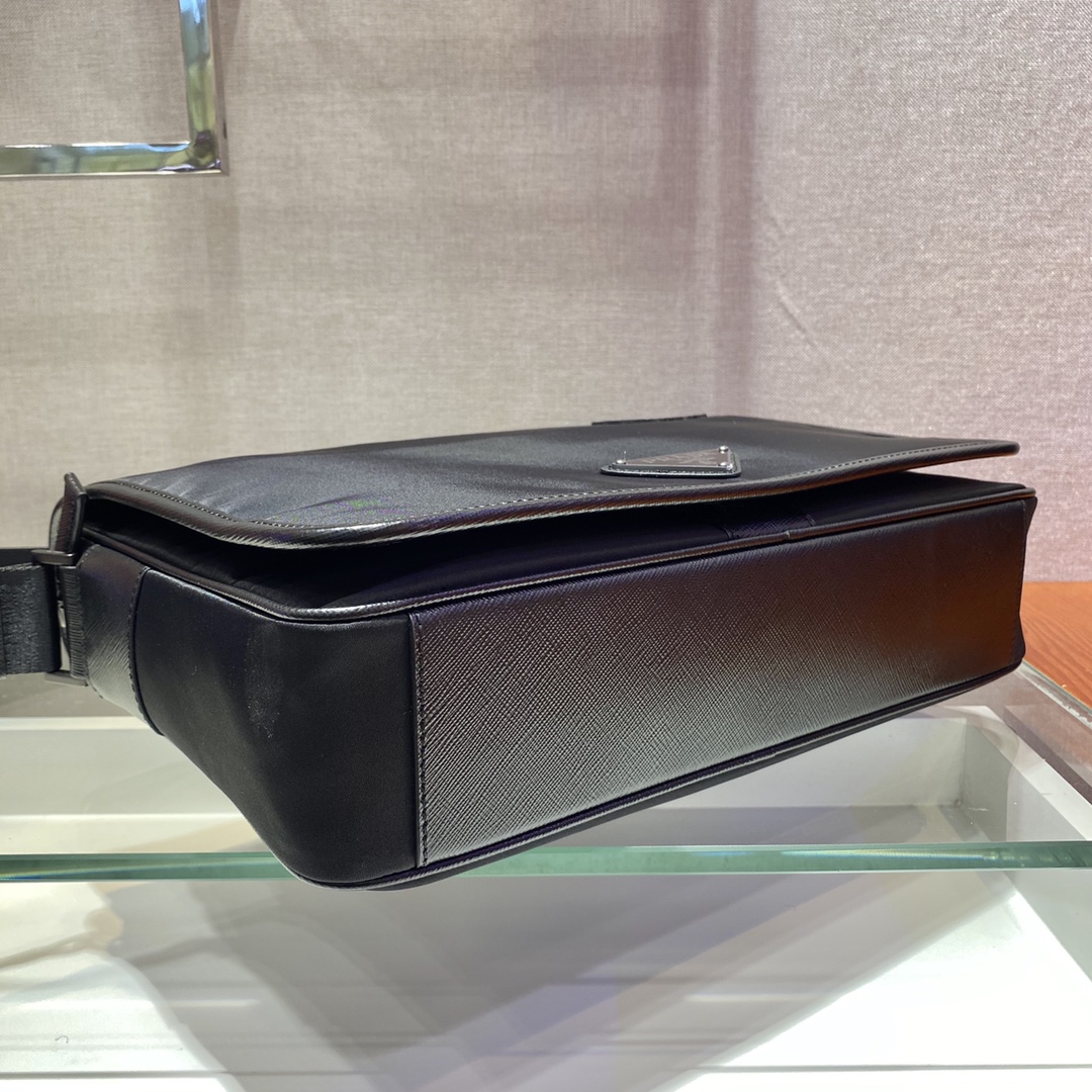 Pra*a 2vd039 messenger bag -33*24*8cm