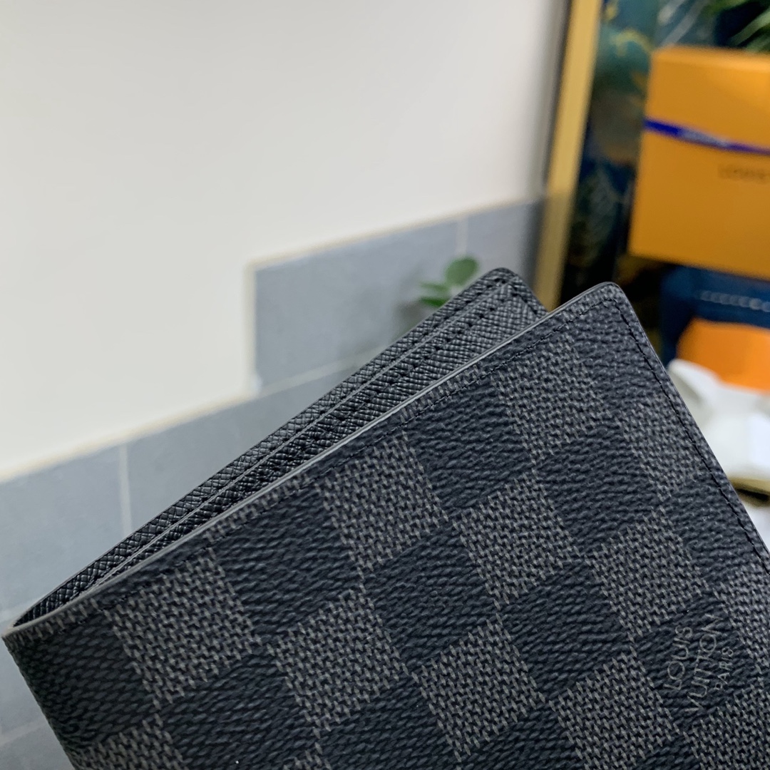 l0*is V*t0n slender wallet-m62294-11*9*2cm