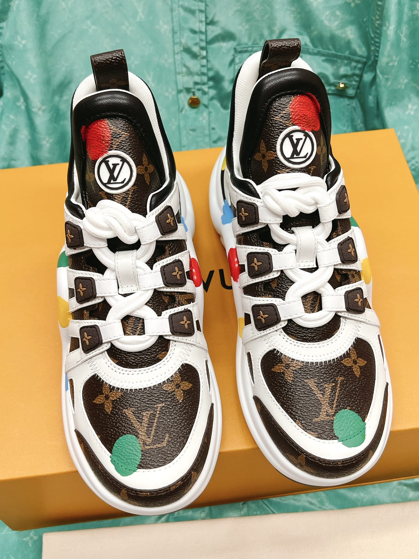 l0*is V*t0n archlight sneaker(eu35-41)