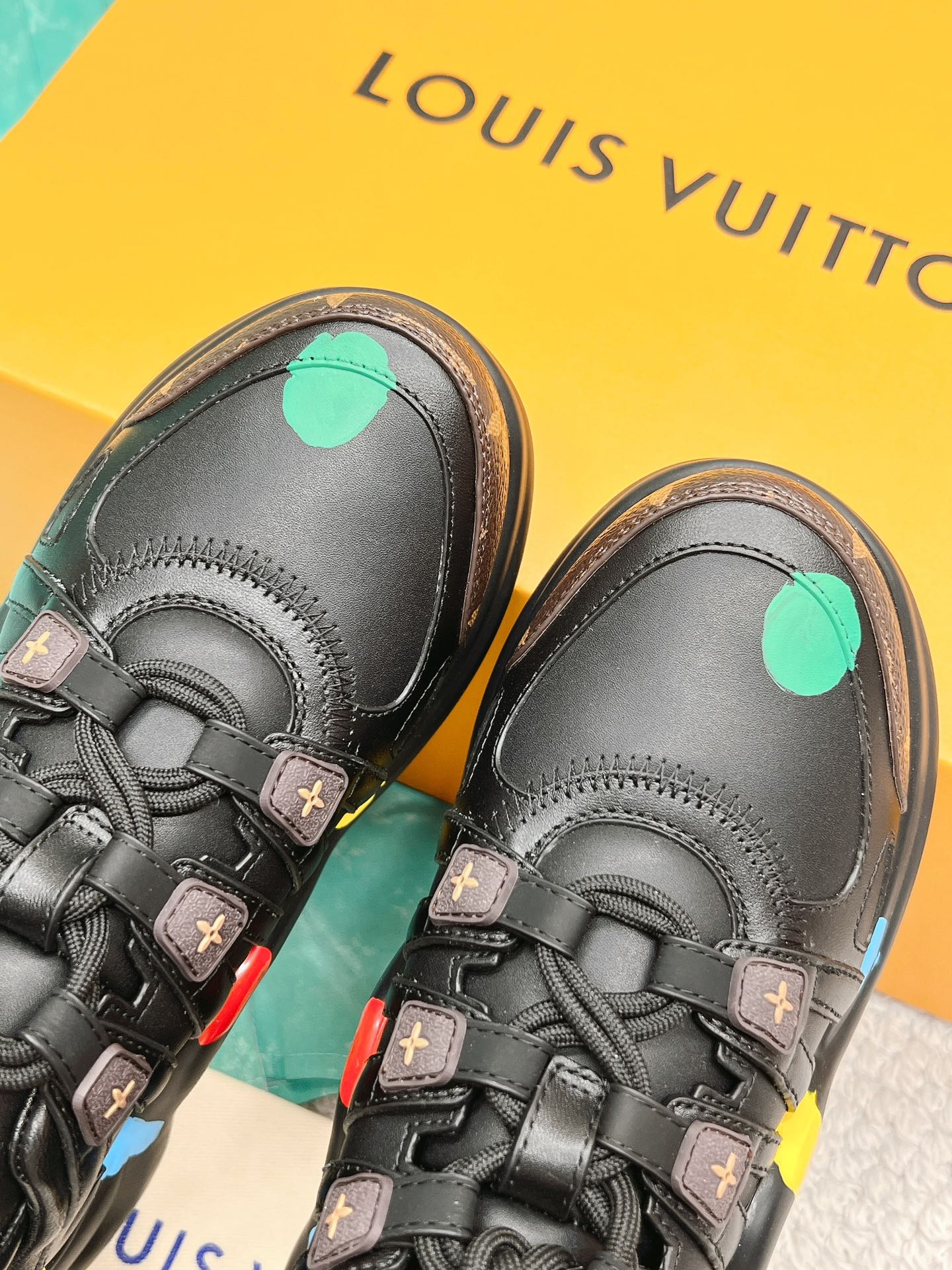 l0*is V*t0n archlight sneaker(eu35-41)