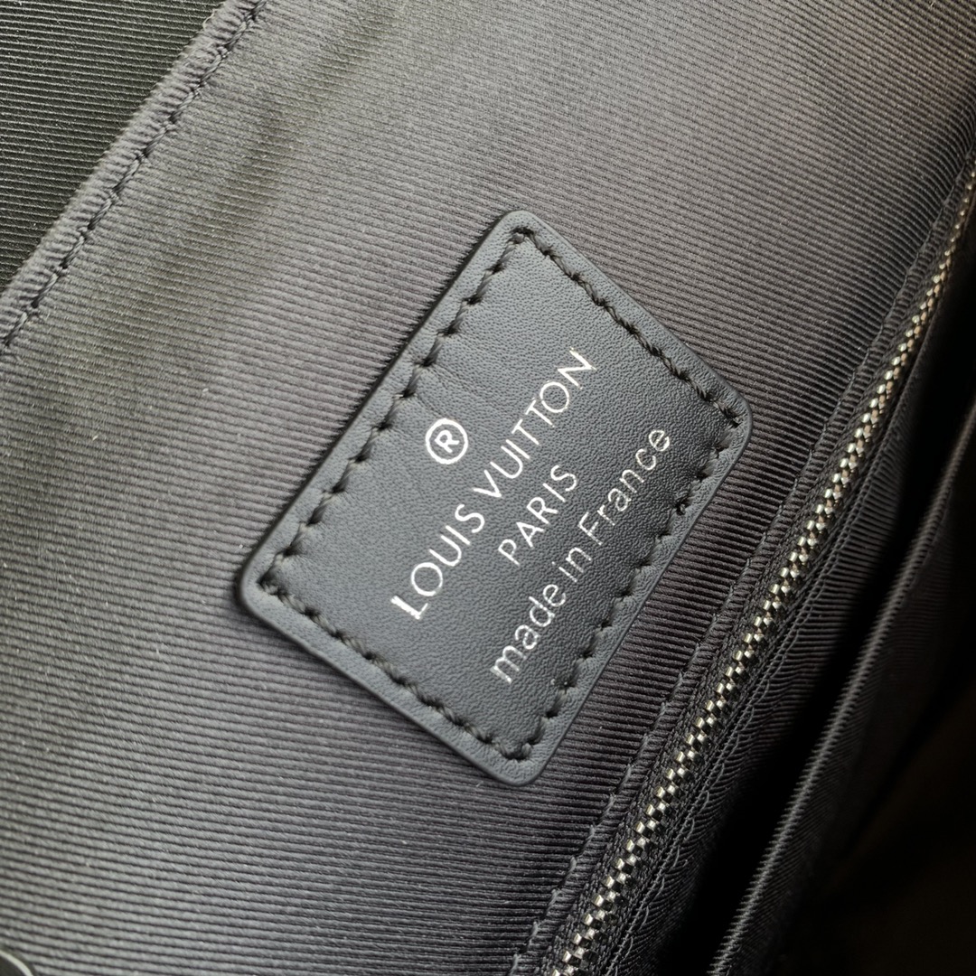l0*is V*t0n christopher backpack m46247-32*39*12cm