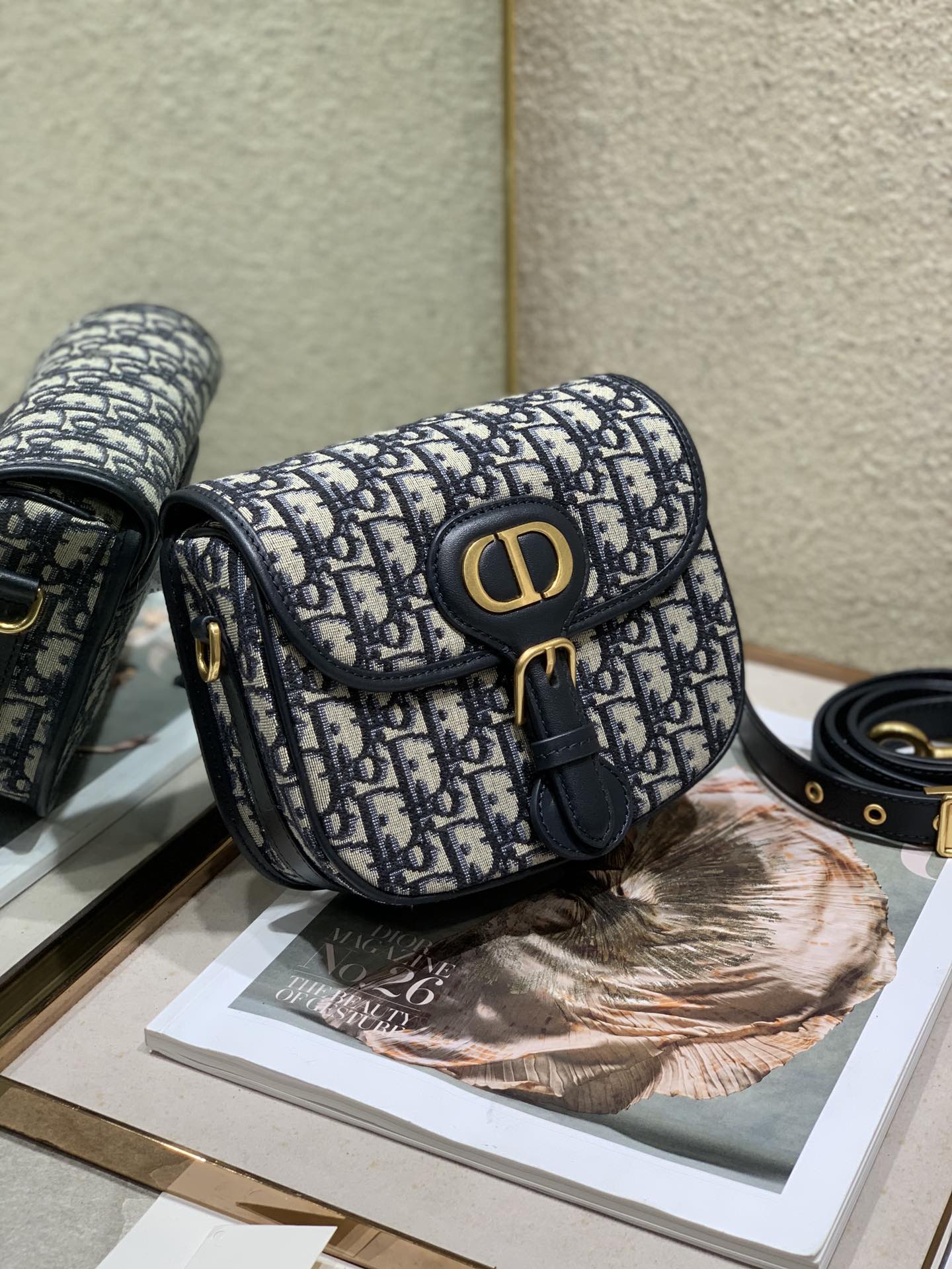 Di0r 30 Bobby Bag-19×15×7CM
