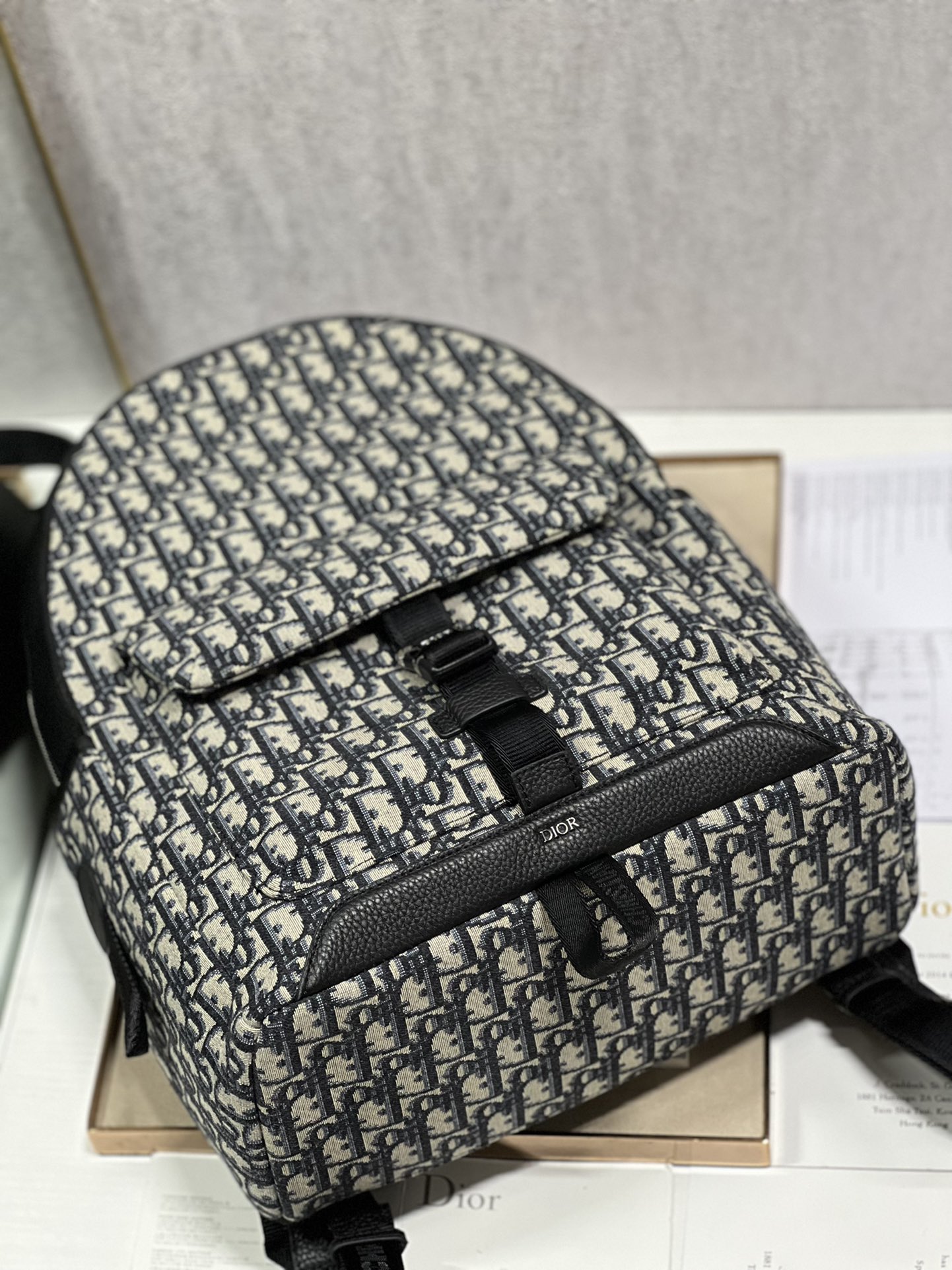 D*or oblique explorer backpack-30×42×14.5cm
