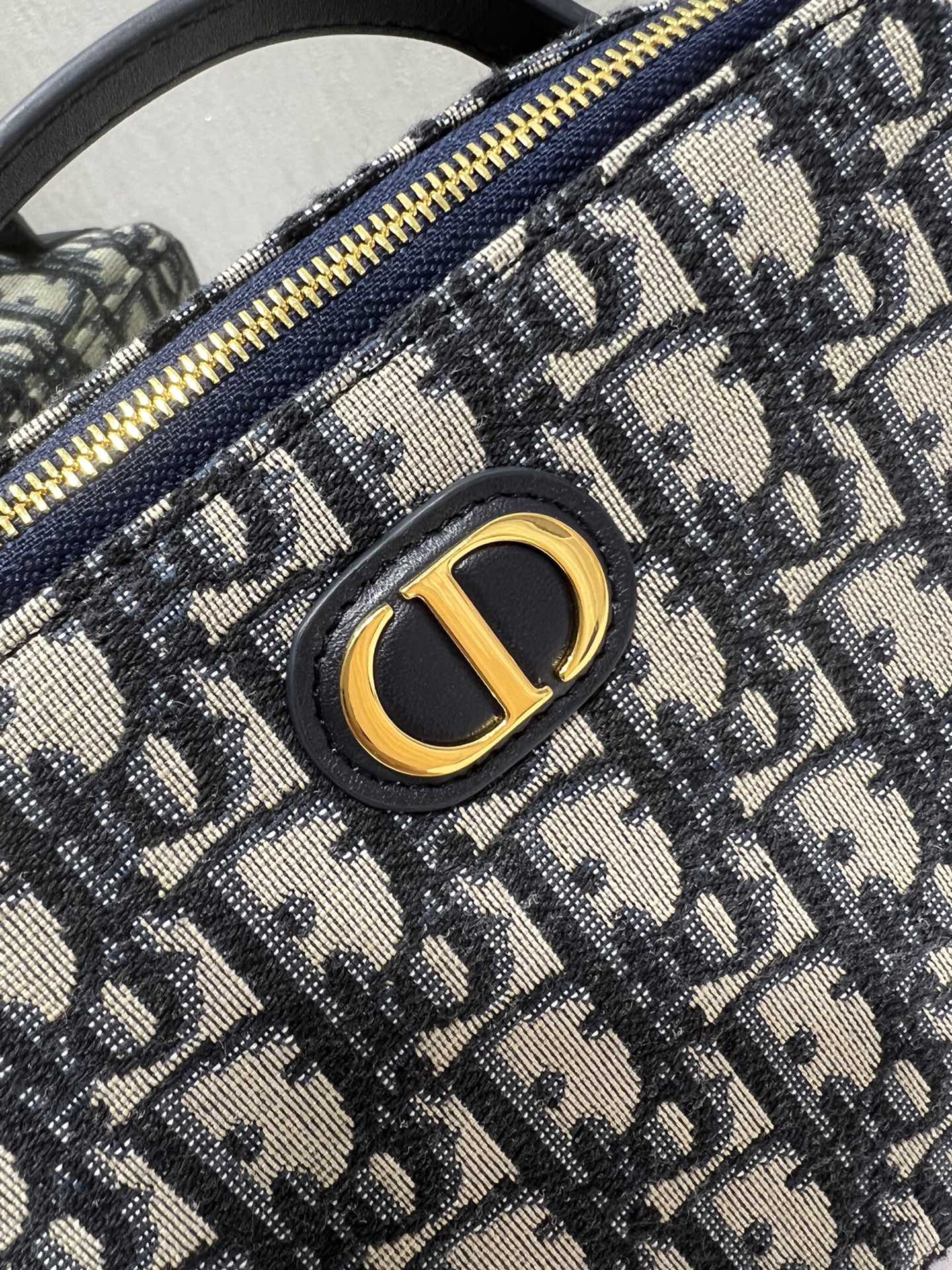 D*or 2023 caro bag-18×13×5cm
