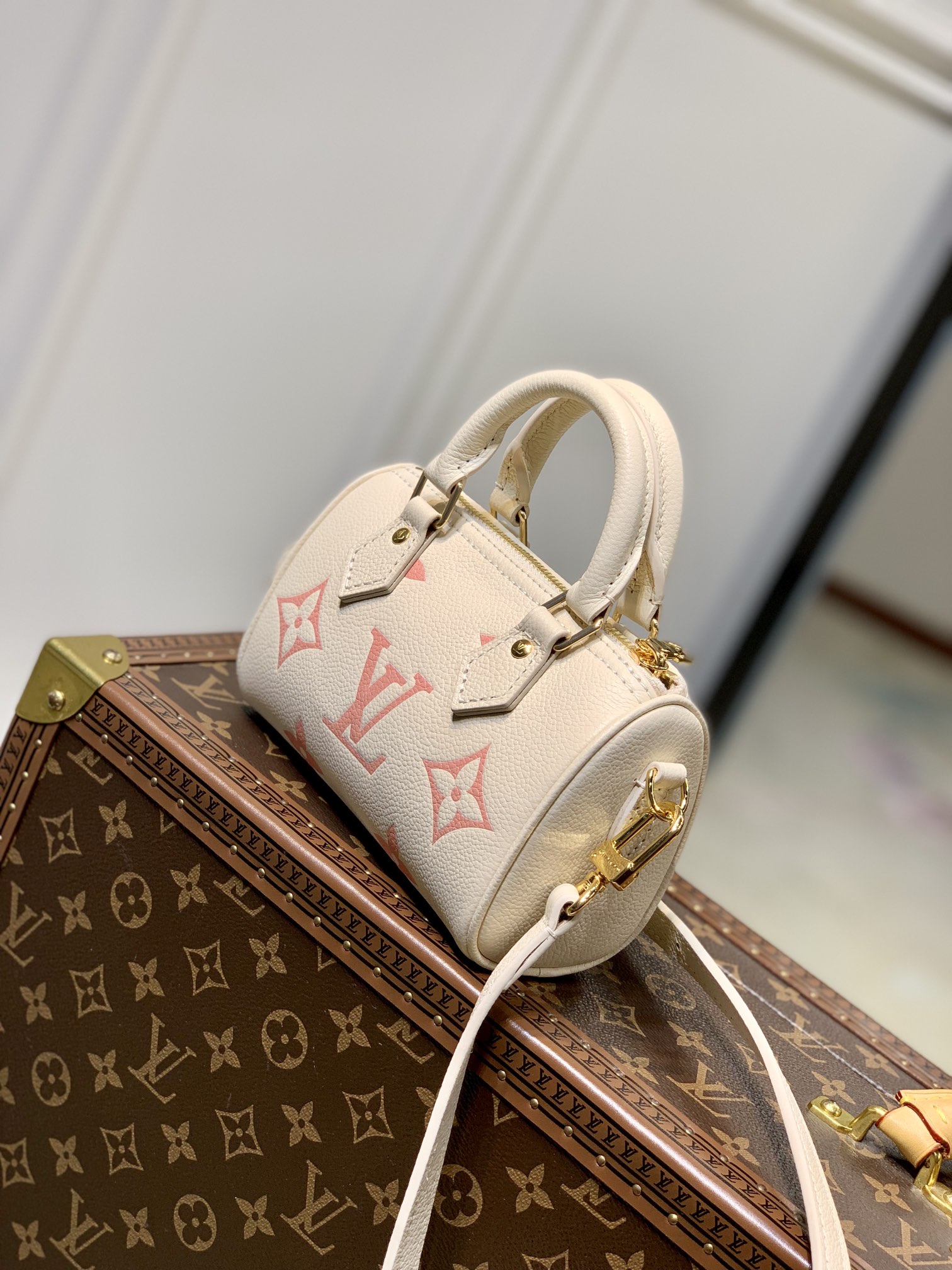 l0*is V*t0n nano speedy-16cm