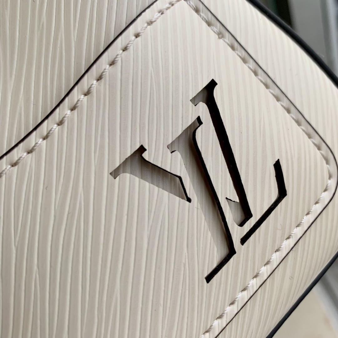 l0*is V*t0n marelle tote-19*13.5*6.5cm