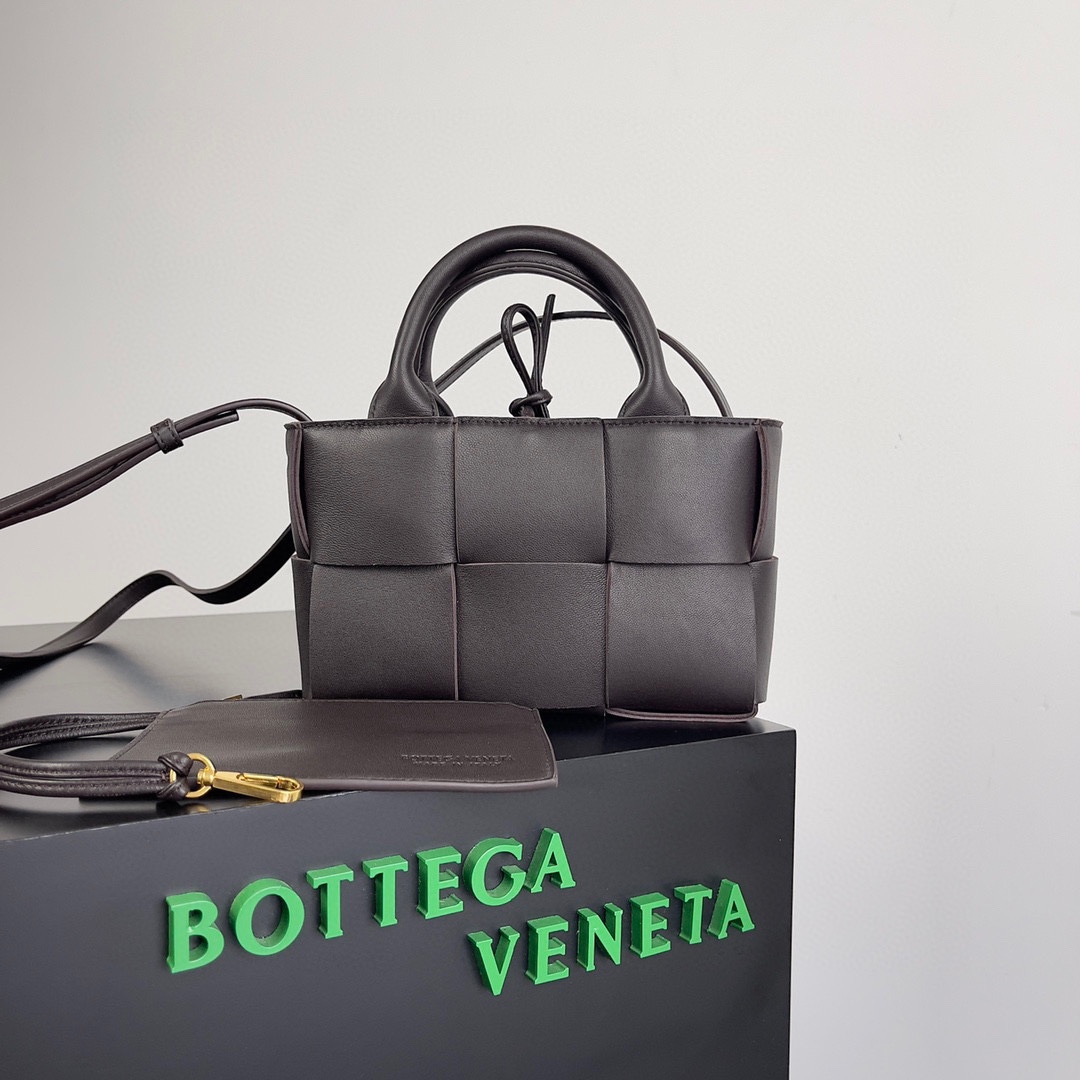 b0tte*a Ven*ta tote bag-20*7*13cm