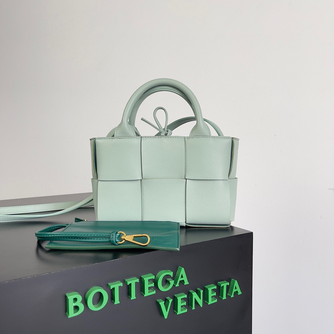 b0tte*a Ven*ta tote bag-20*7*13cm