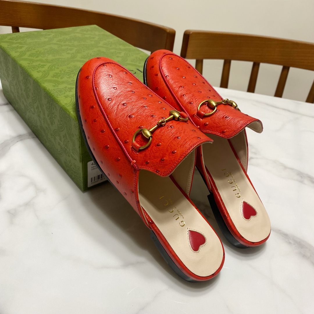 G*u*i loafers