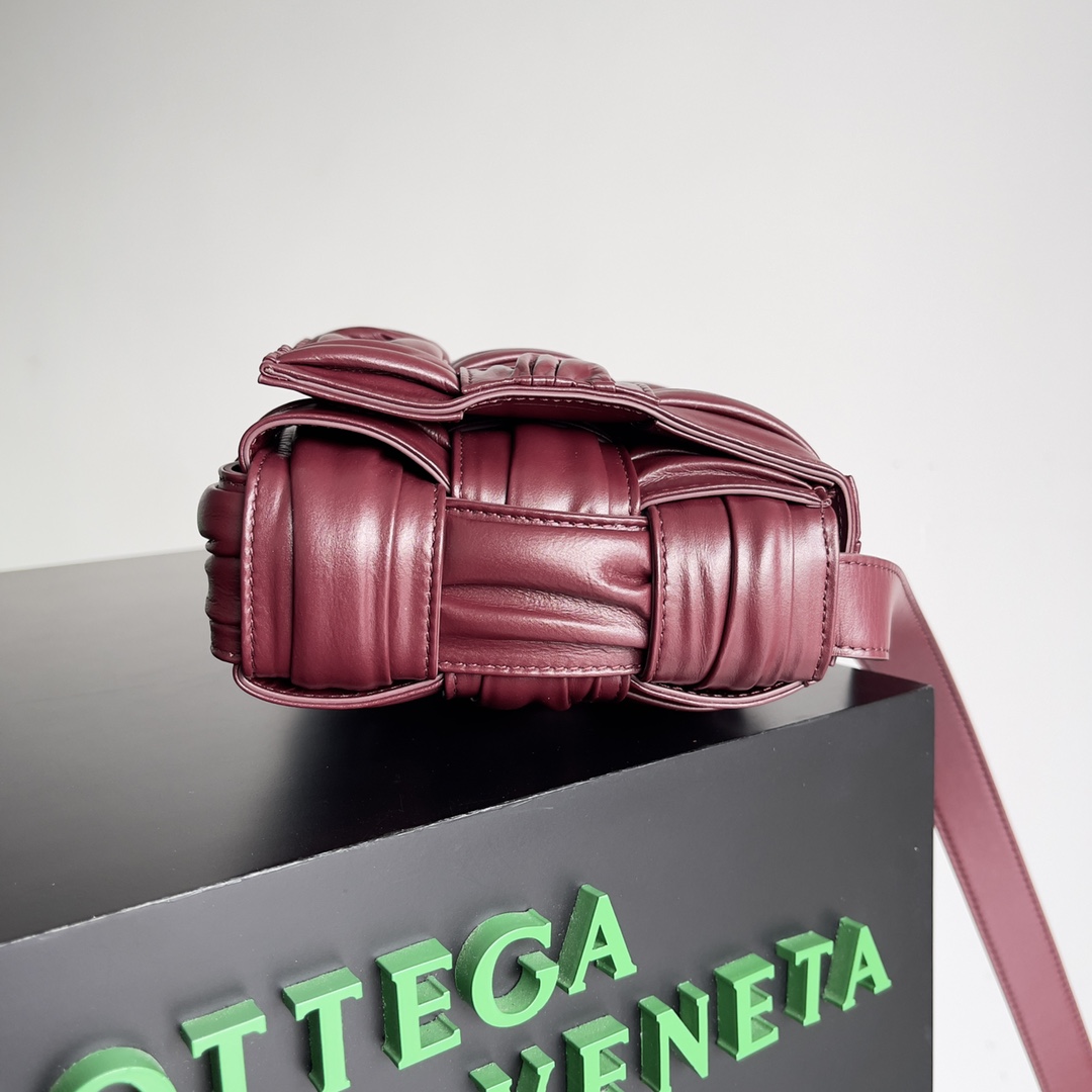 b0tte*a Ven*ta cassette bag-19*4*12cm