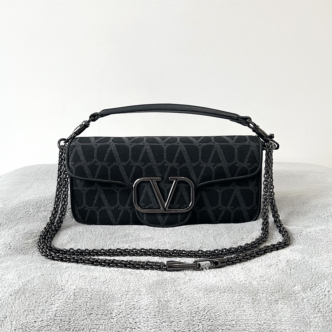 Va1e*ntin0 garavani loc-27*13*6cm