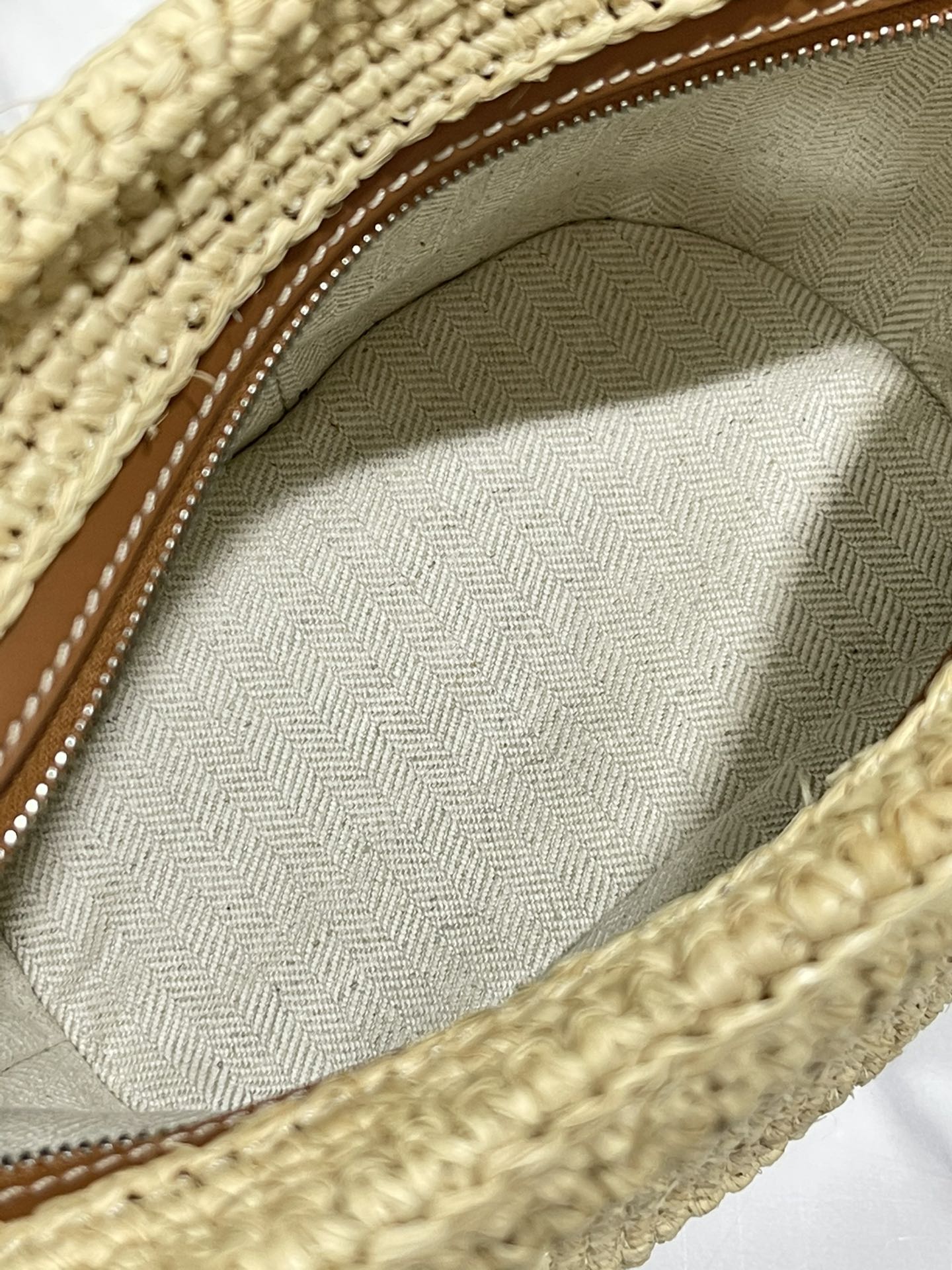 L0ew* pochette raffia bag-11*15.5*17.5cm
