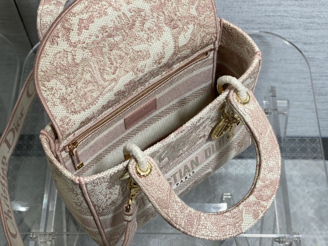 lady D*or handle bag-24cm