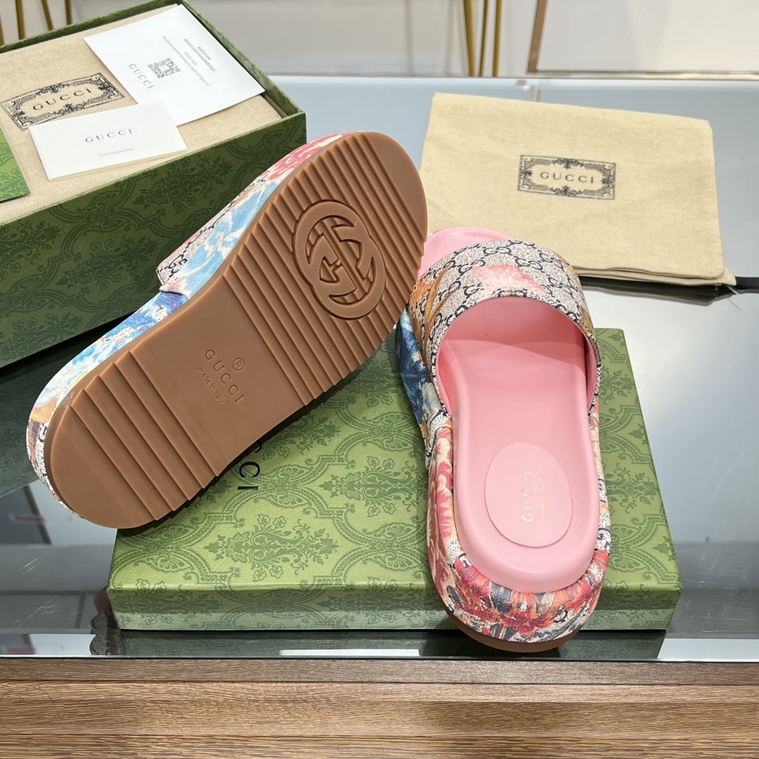 G*u*i slides(size35-43)