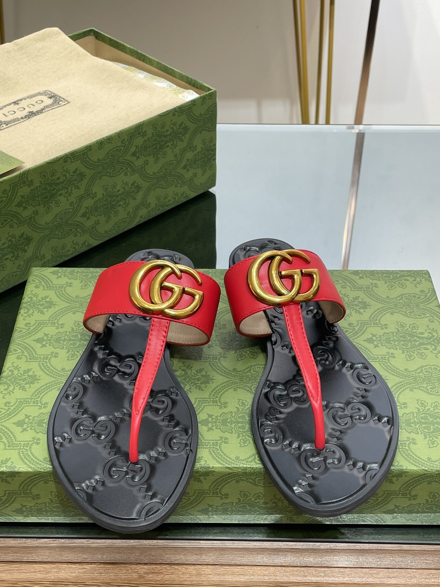 G*u*i slides(size35-43)