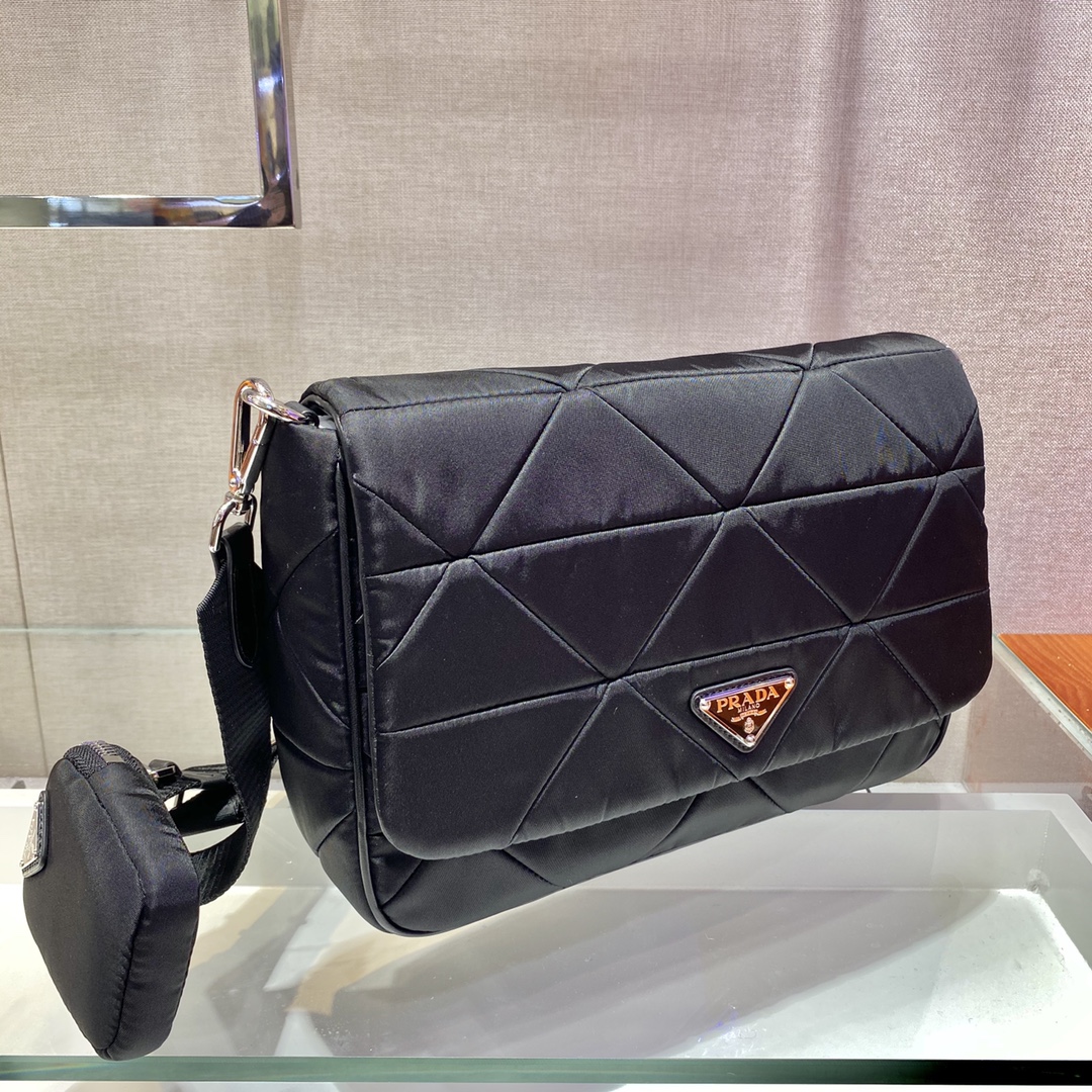 Pra*a bag 1bd291-28*18*7.5cm