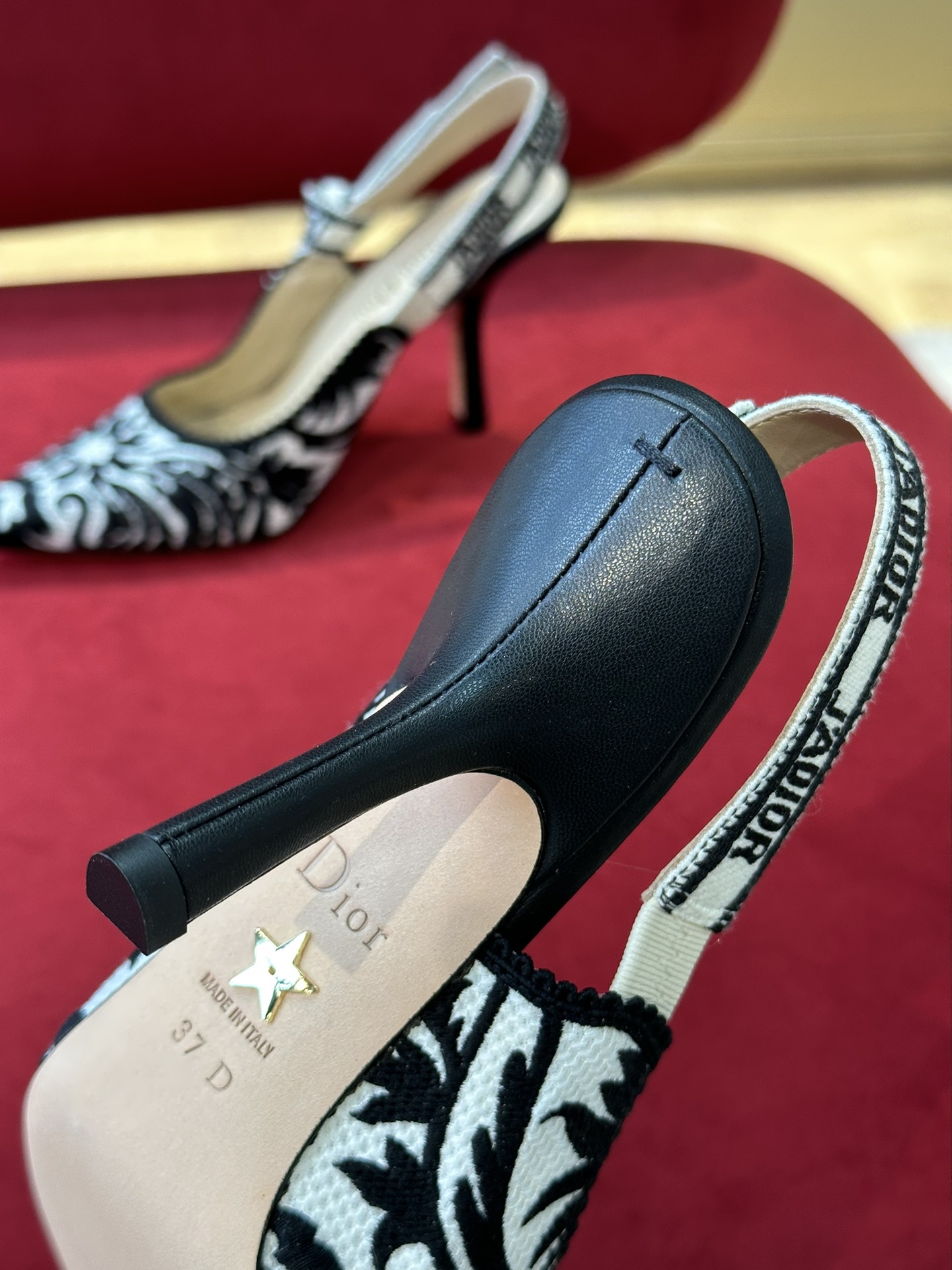 D*or slingback