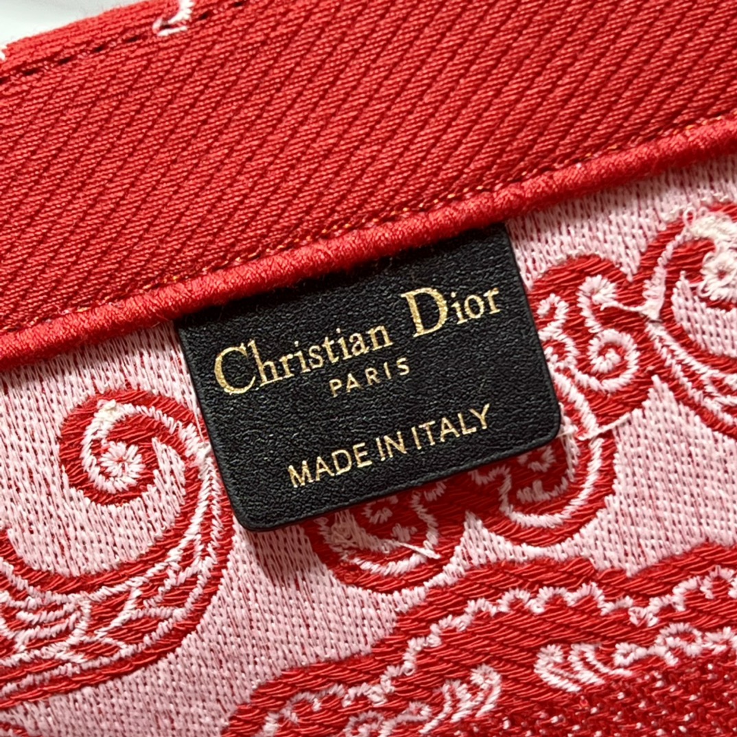 D*or book tote