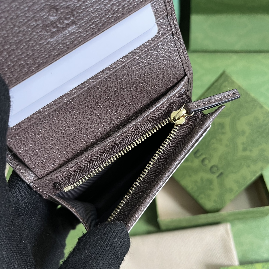 G*u*i wallet-11*8.5*3cm